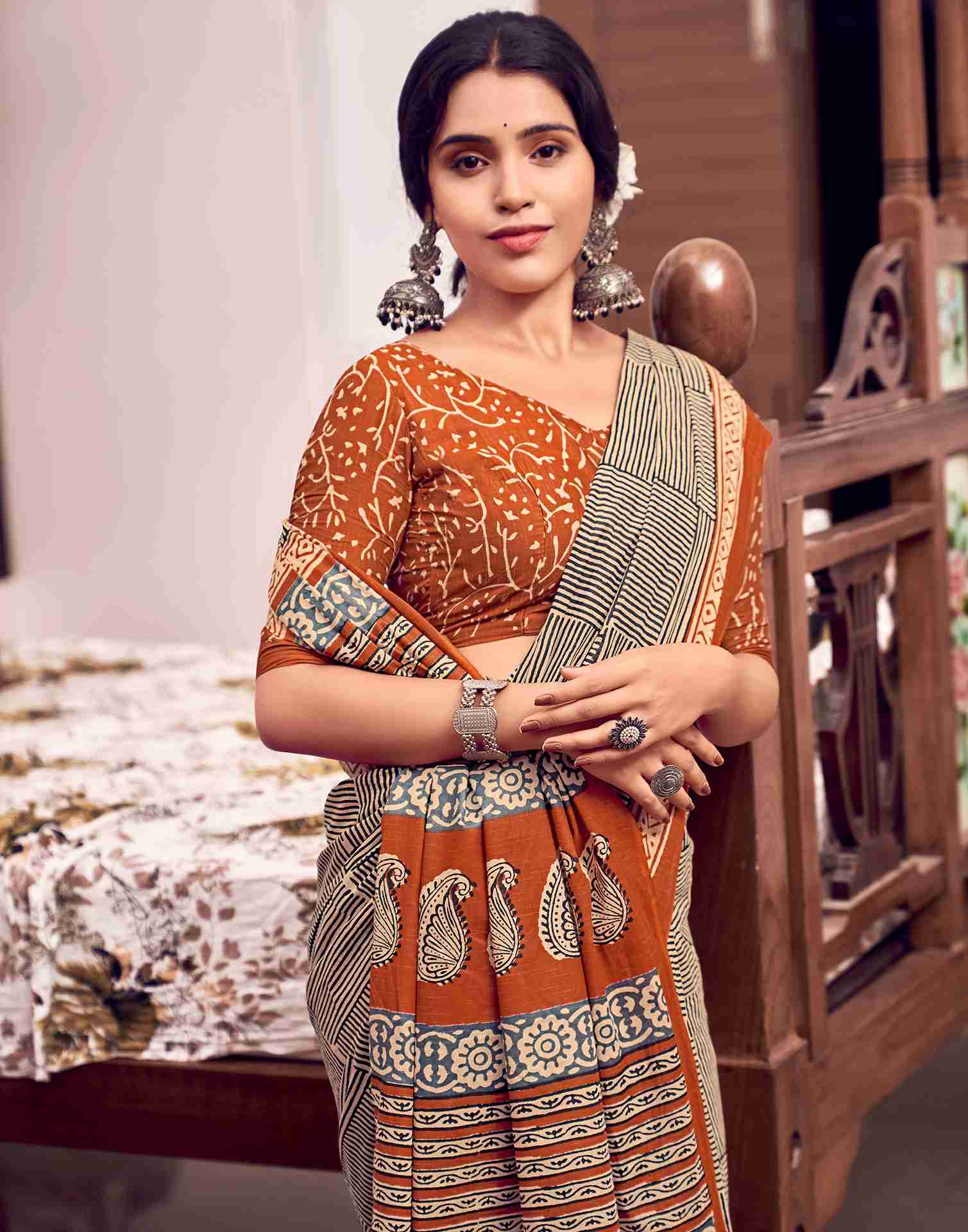 Chestnut Brown Cotton Geometric Printed Saree