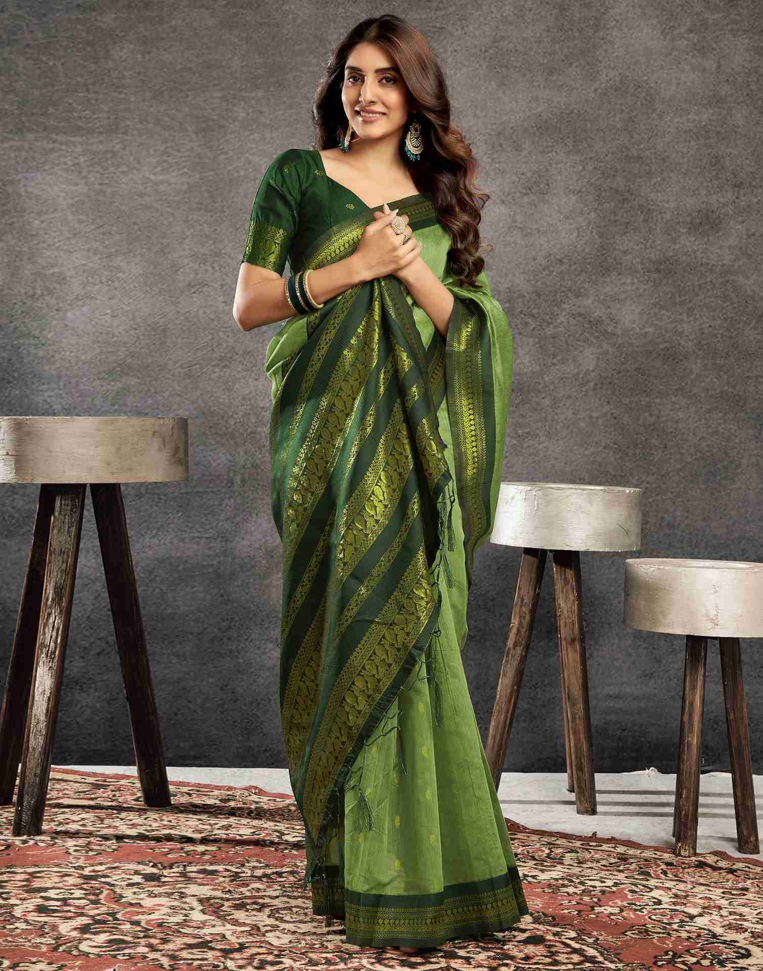 Pista Green Cotton Woven Saree