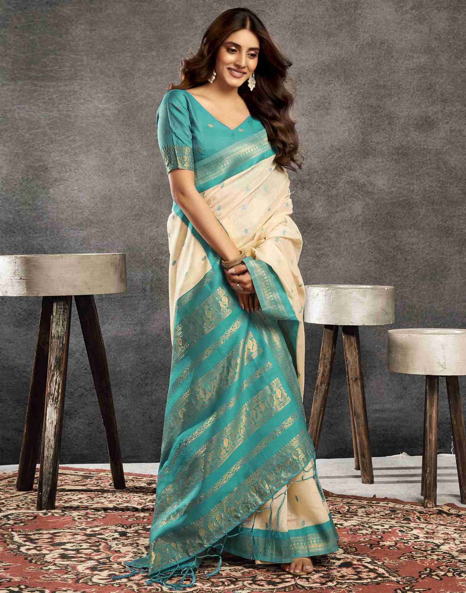 Cream Cotton Woven Saree