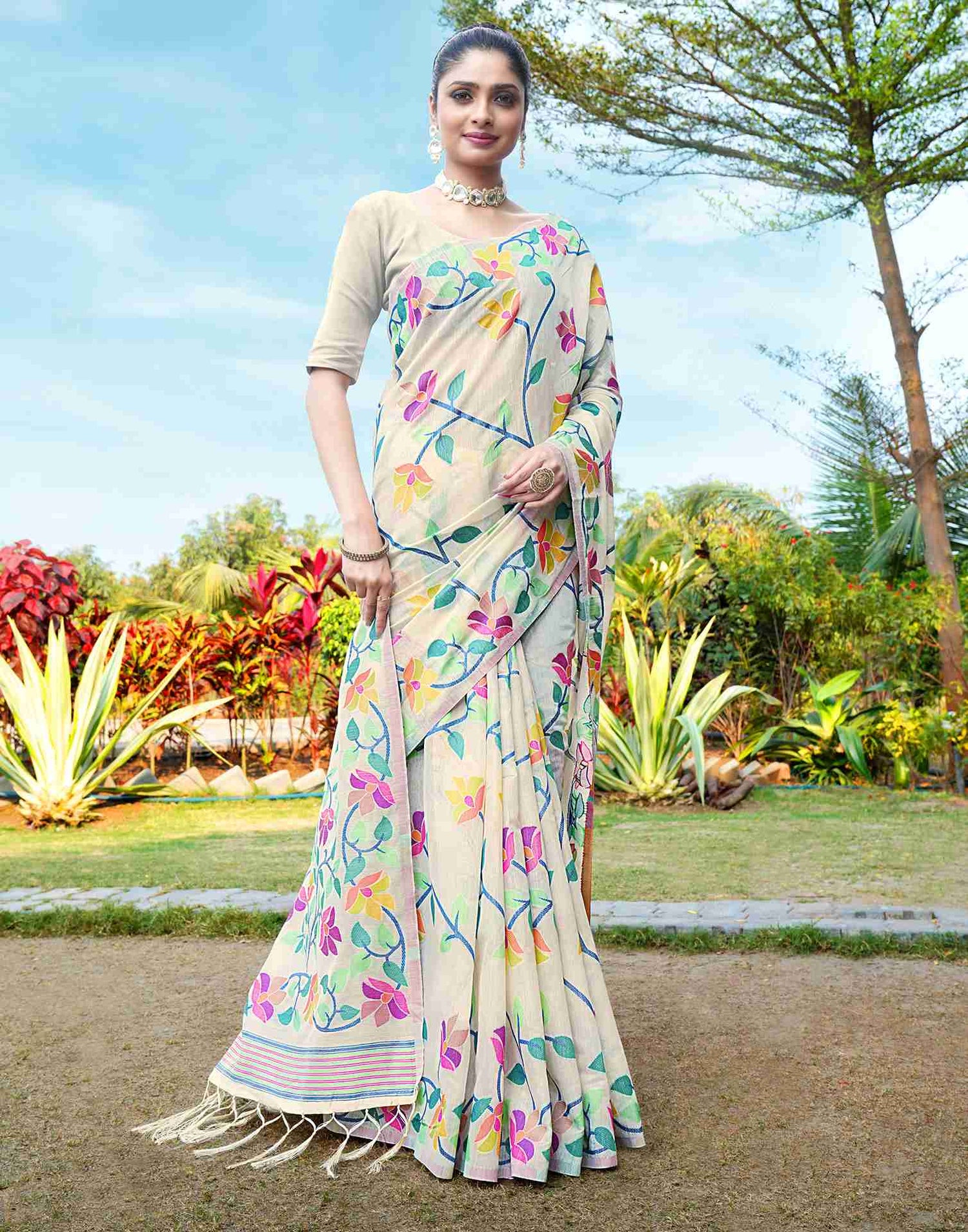 Off White Chanderi Woven Printed Saree