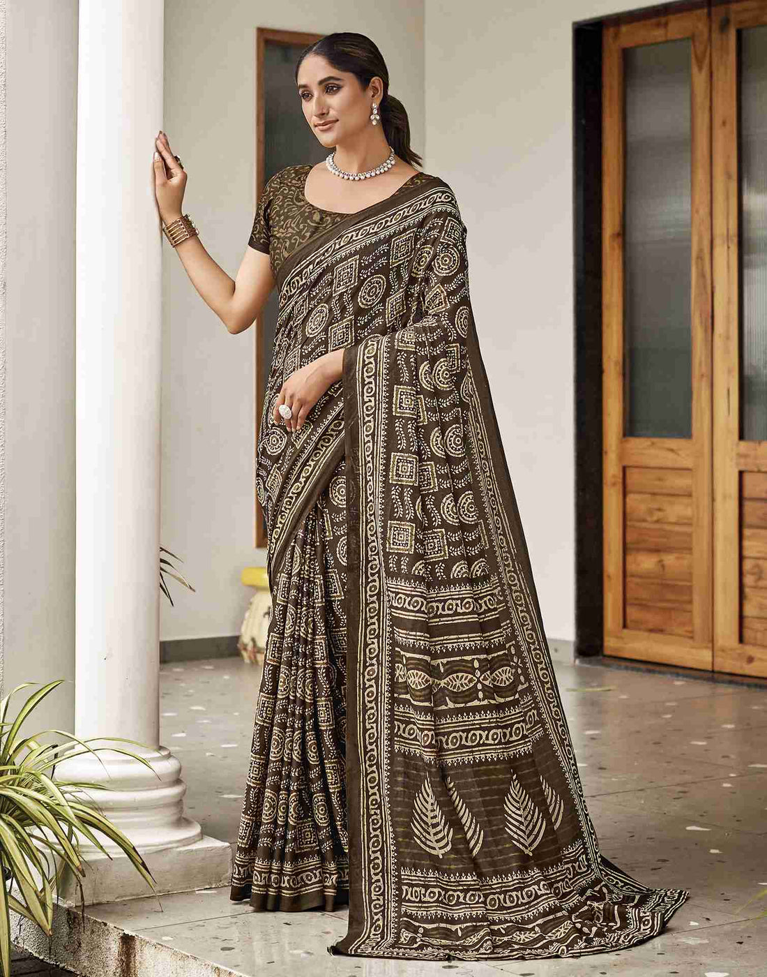 Dark Khaki Cotton Printed Saree