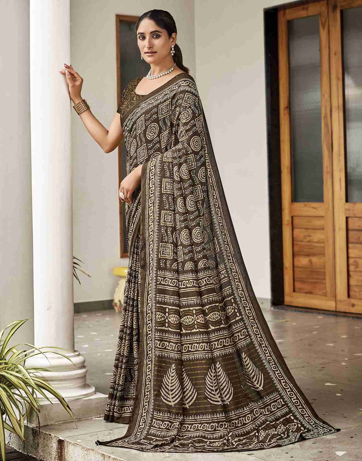 Dark Khaki Cotton Printed Saree