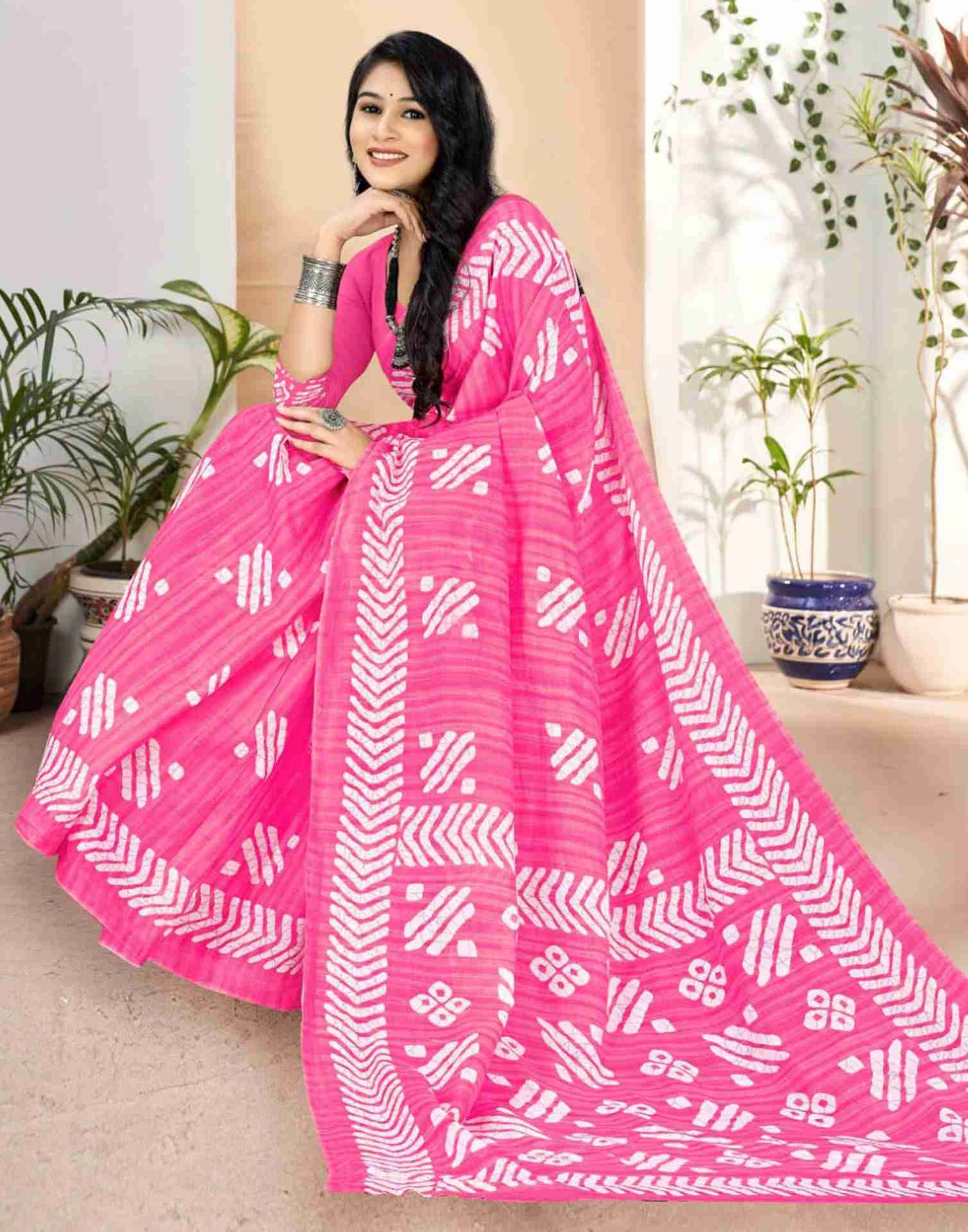 Pink Cotton Geometric Printed Saree