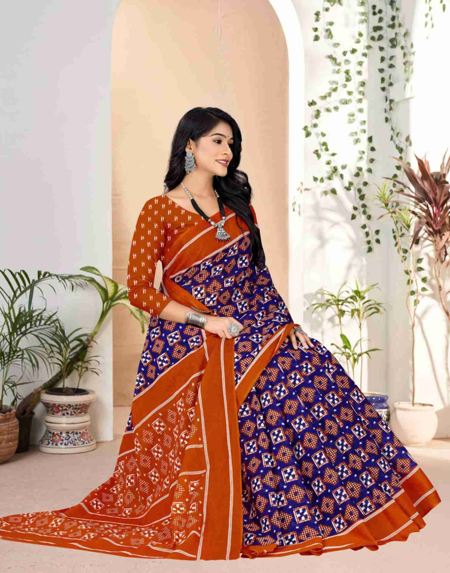 Navy Blue Cotton Geometric Printed Saree