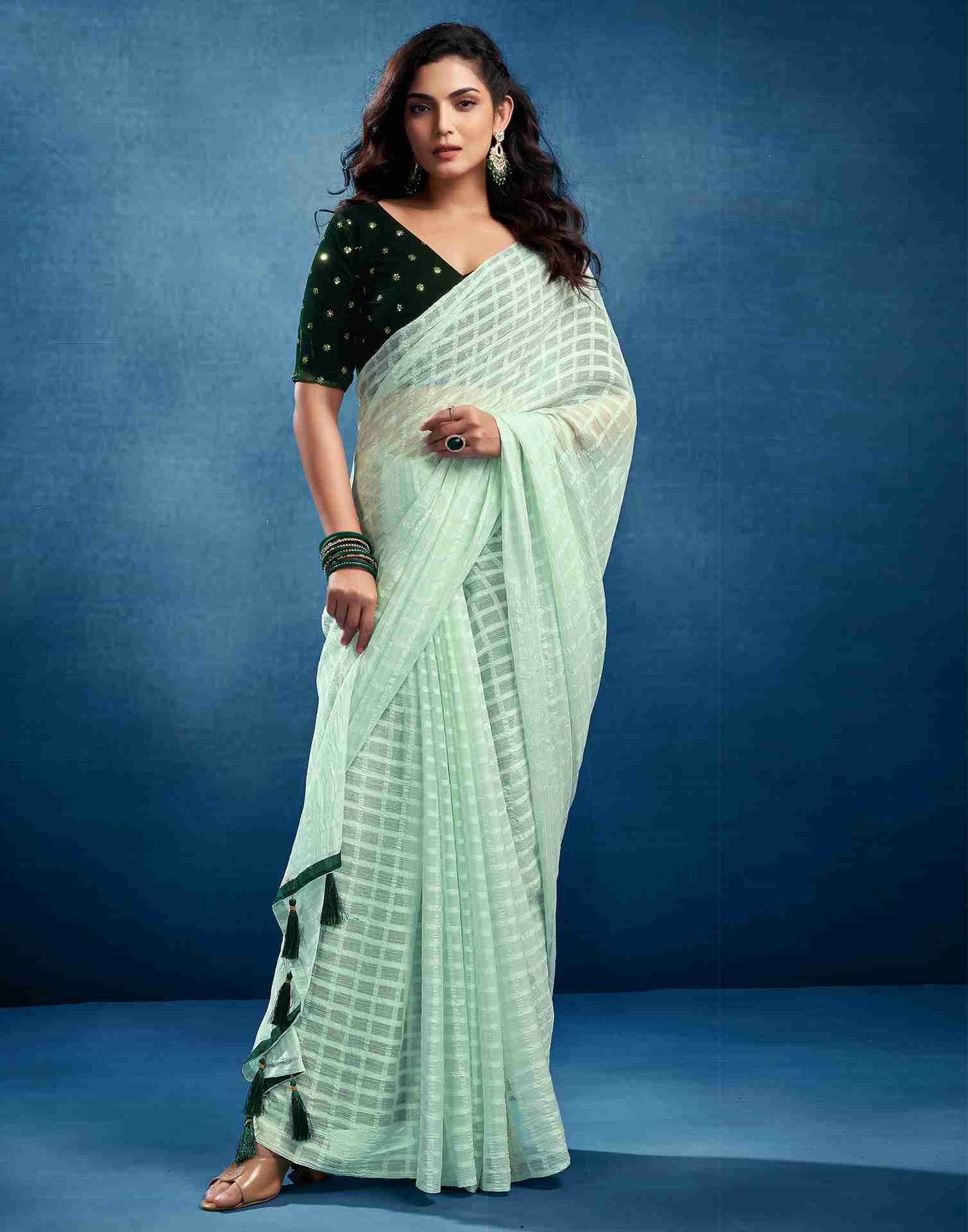 Light Pista Green Chiffon Plain Checkered Saree