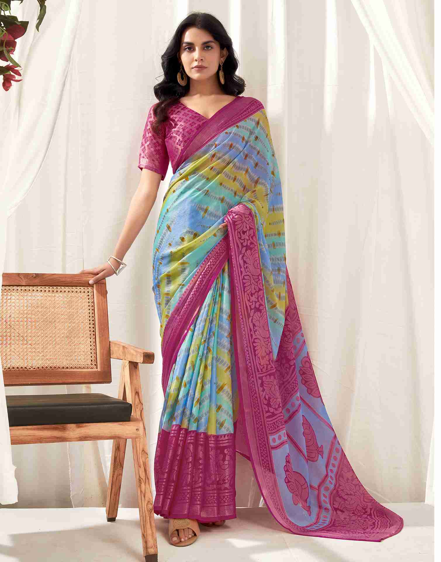 Multicoloured Chiffon Woven Printed Saree