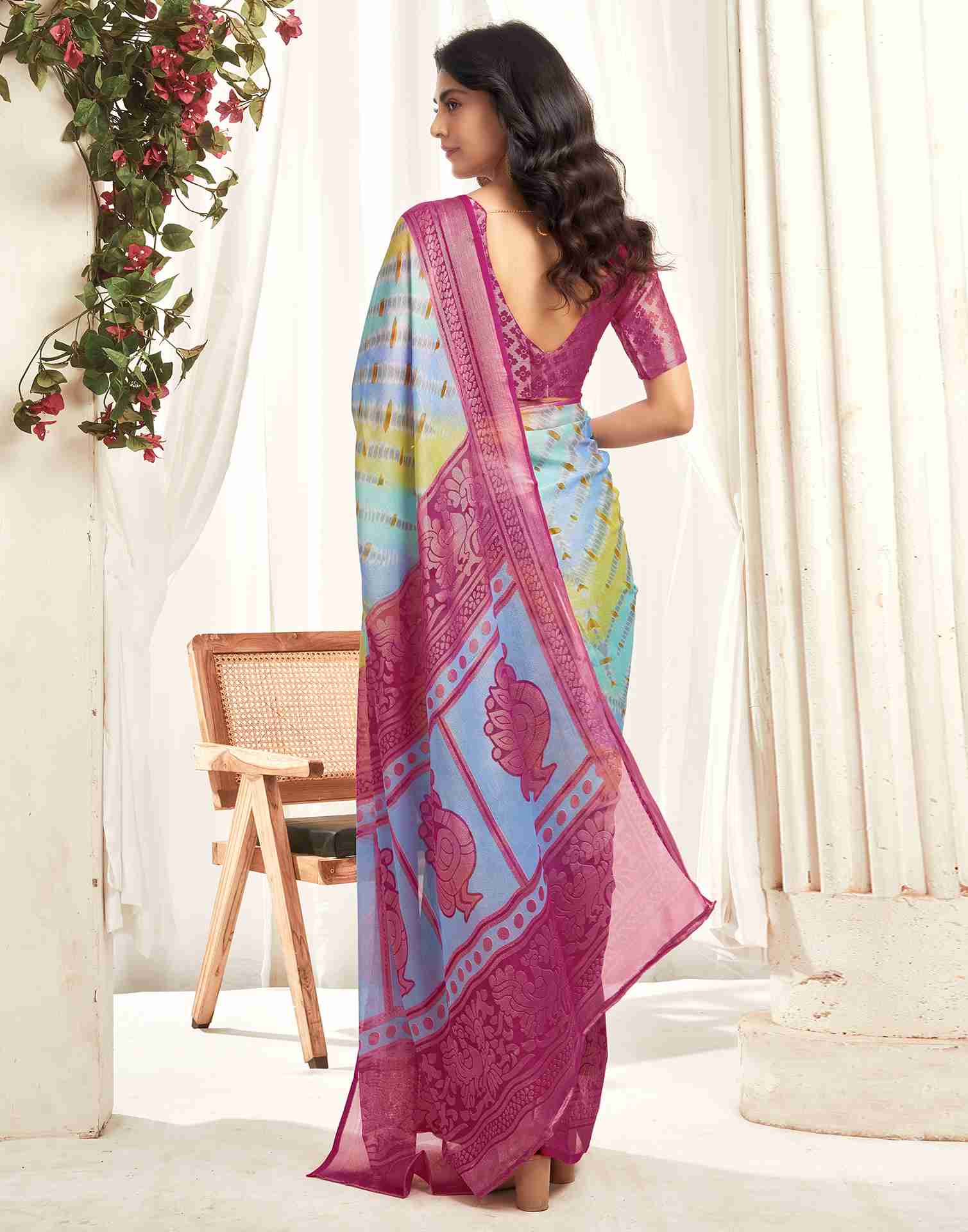 Multicoloured Chiffon Woven Printed Saree