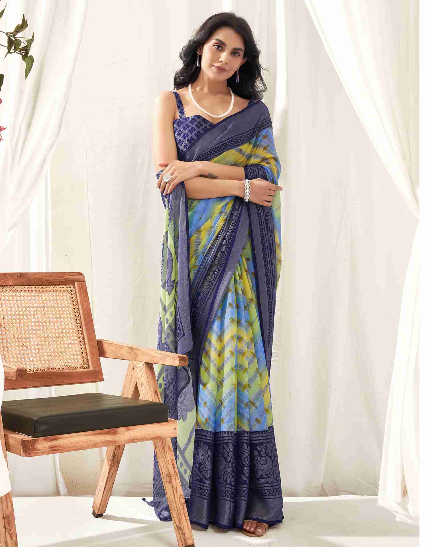 Multicoloured Chiffon Woven Printed Saree