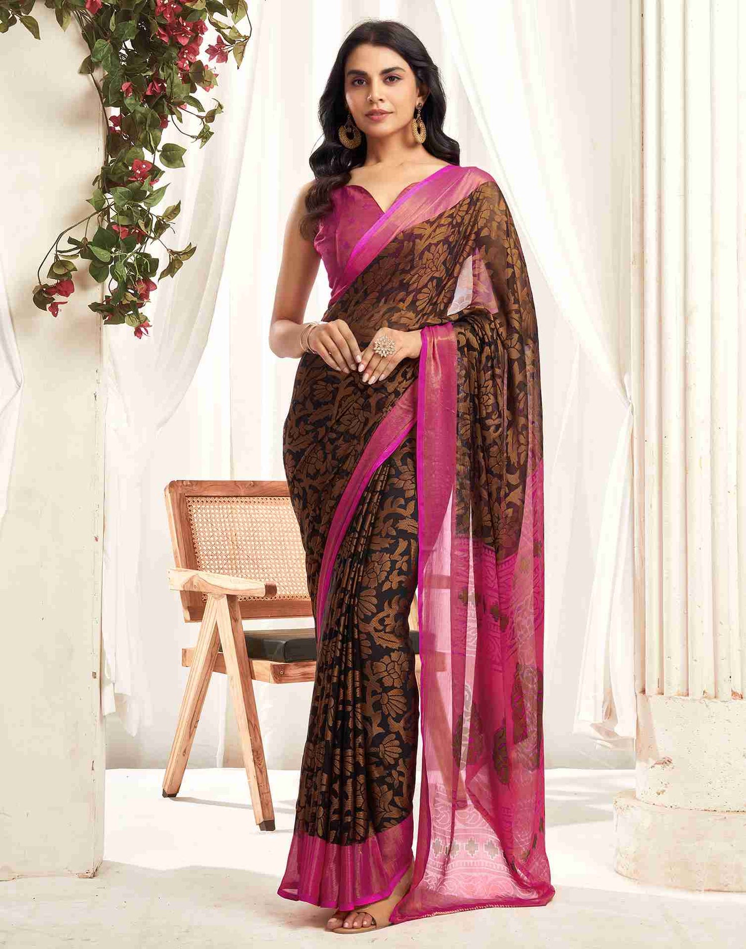 Magenta Chiffon Woven Printed Saree