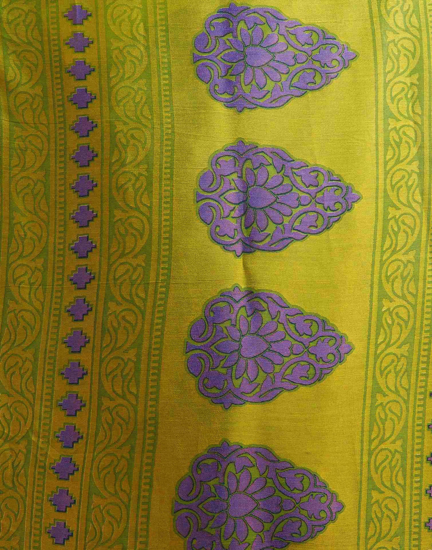 Lime Green Chiffon Woven Printed Saree