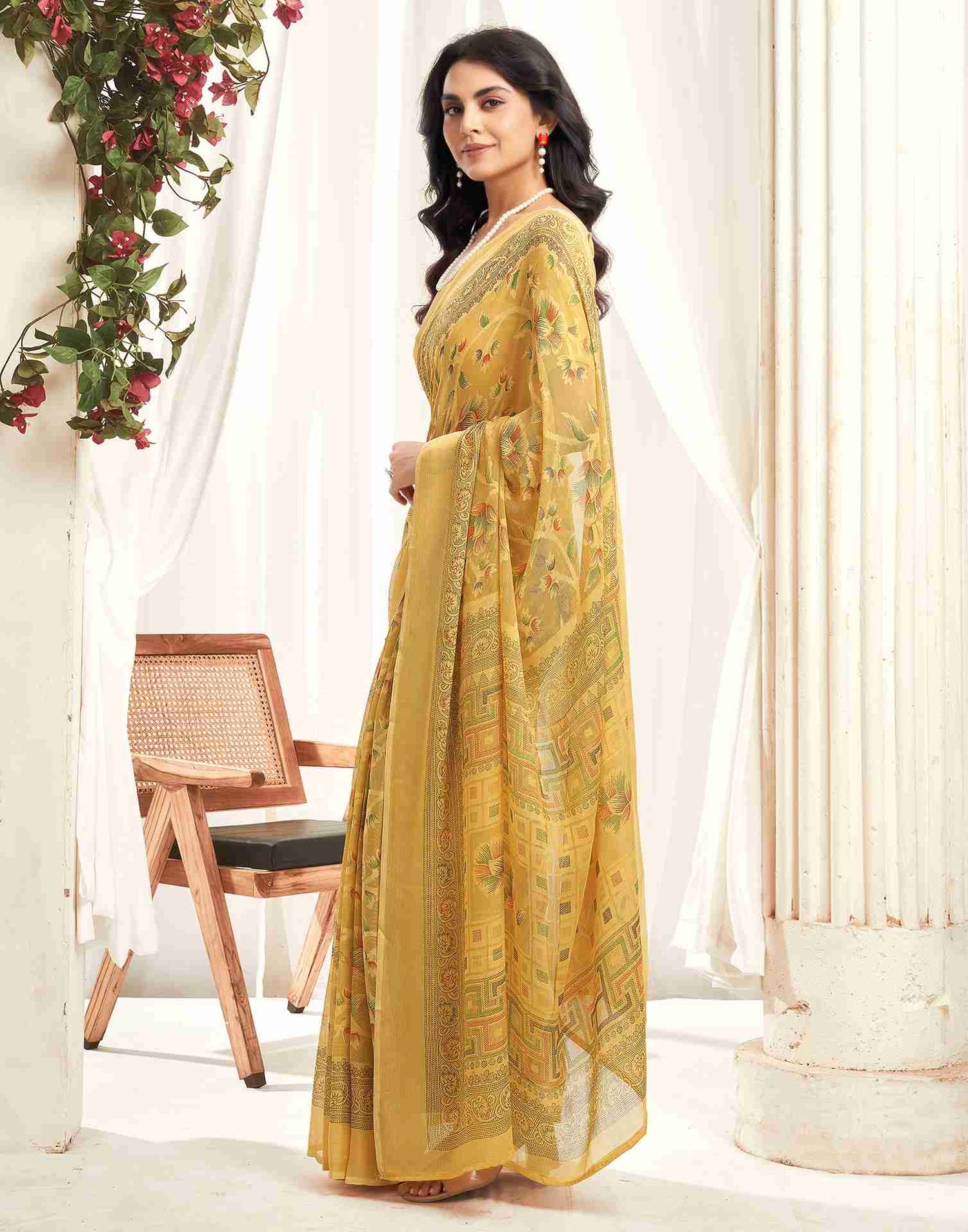 Pastel Yellow Chiffon Woven Printed Saree