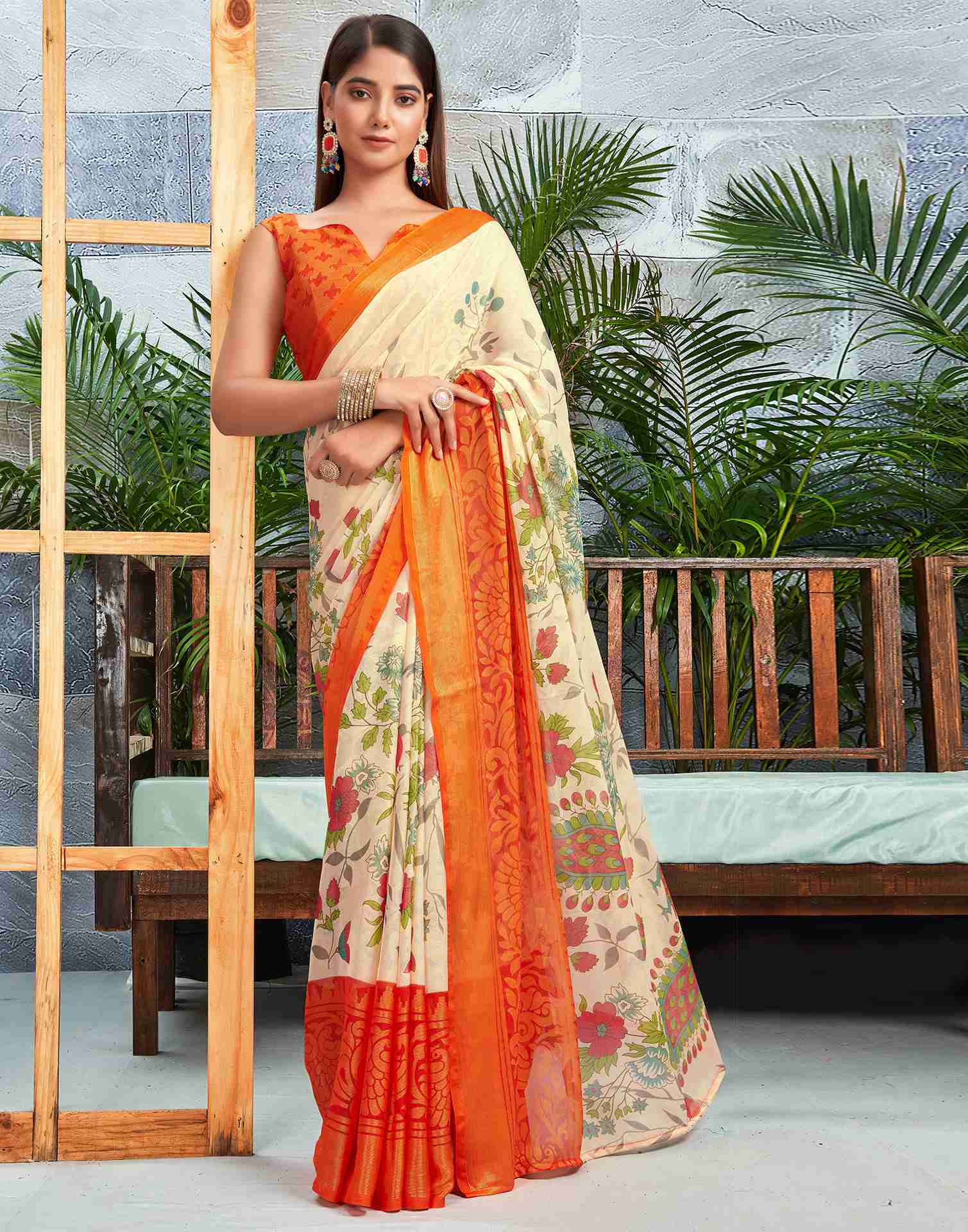 Cream Chiffon Woven Printed Saree