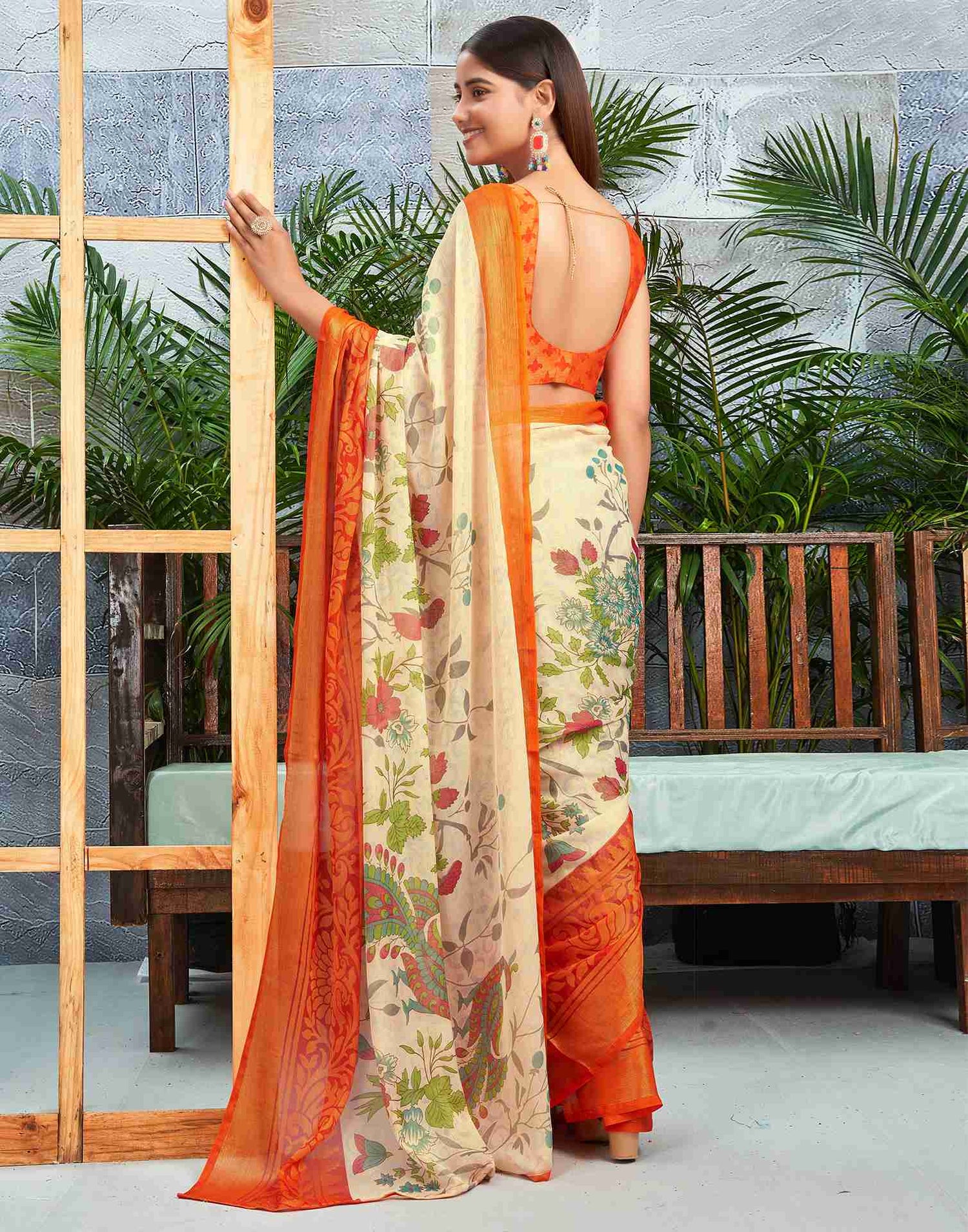 Cream Chiffon Woven Printed Saree