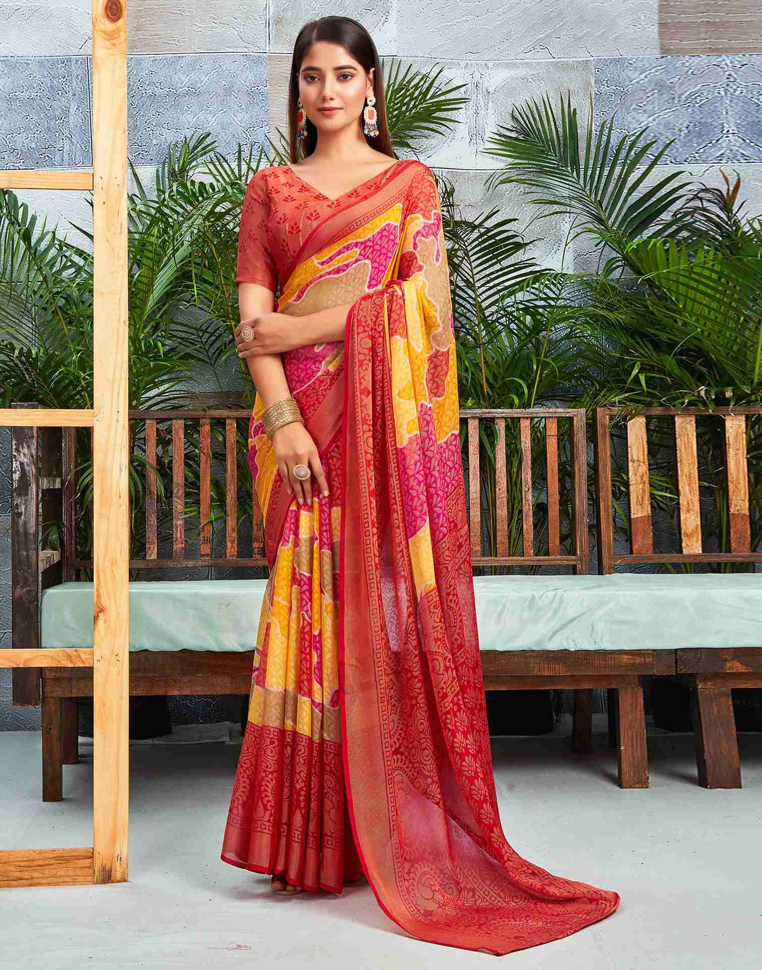 Red Chiffon Woven Printed Saree