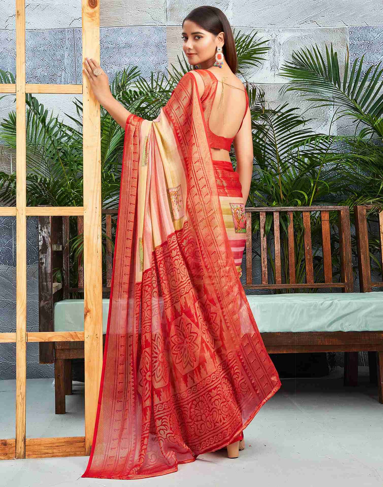 Red Chiffon Woven Printed Saree