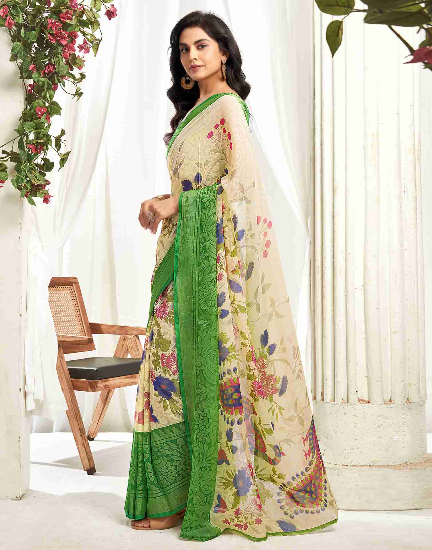 Cream Chiffon Woven Printed Saree