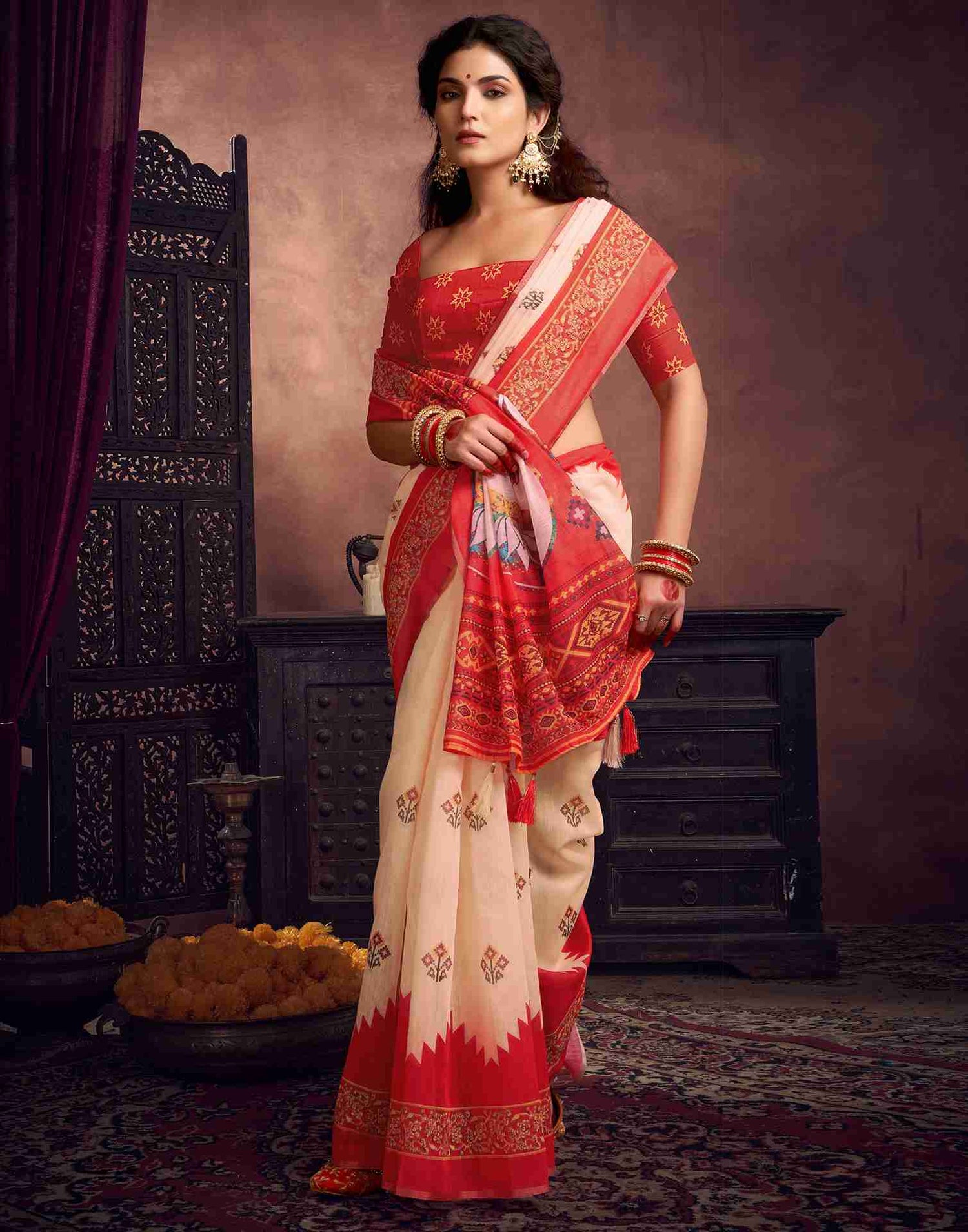 Cream Cotton Printed Saree