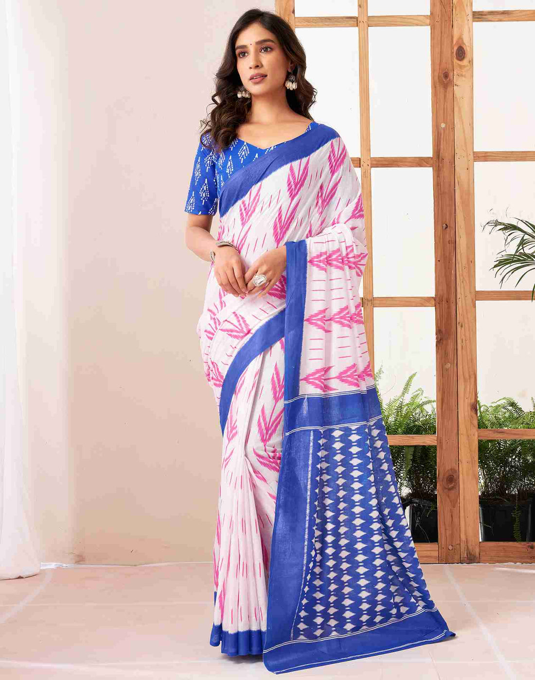 White Cotton Printed Saree