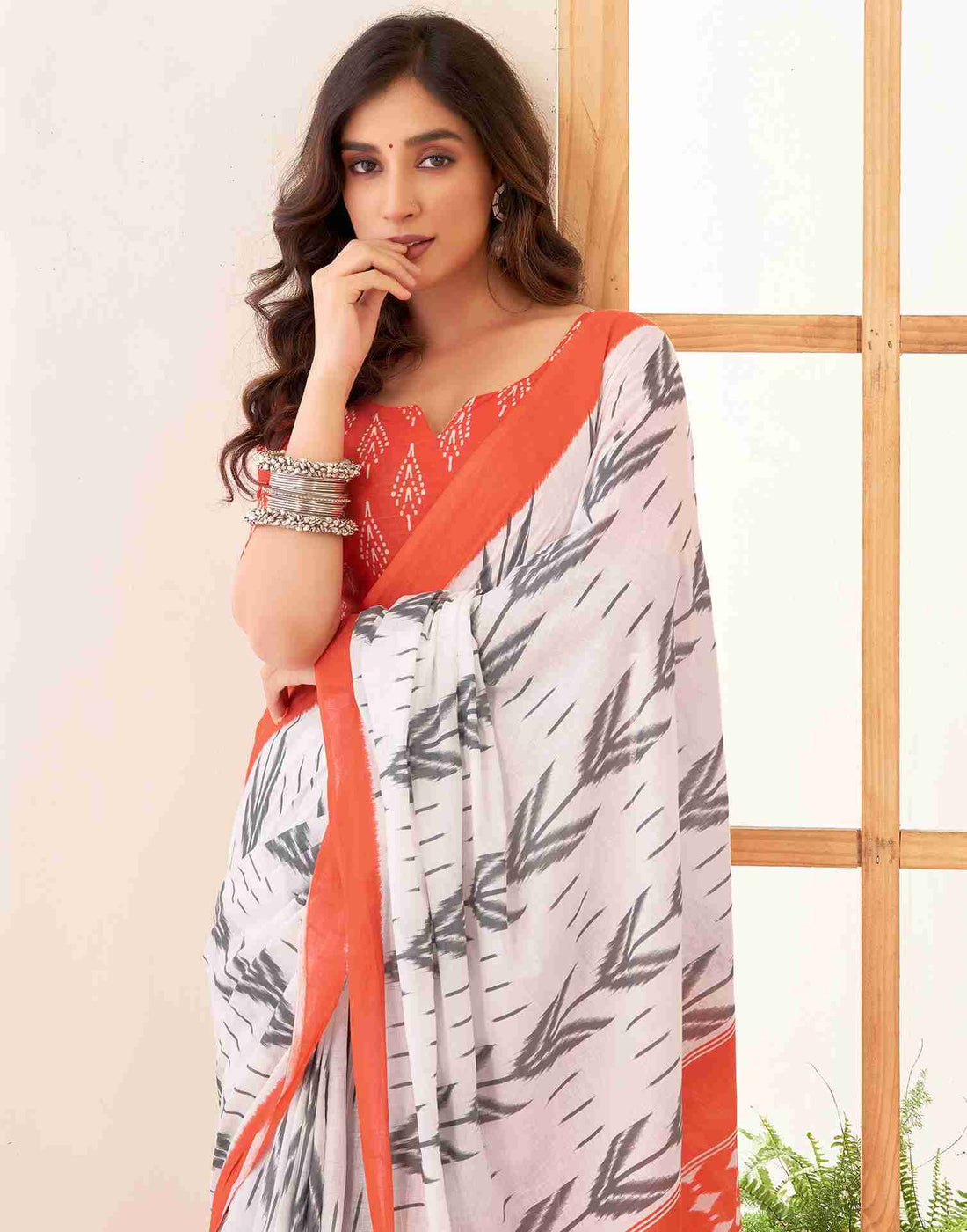 White Cotton Printed Saree