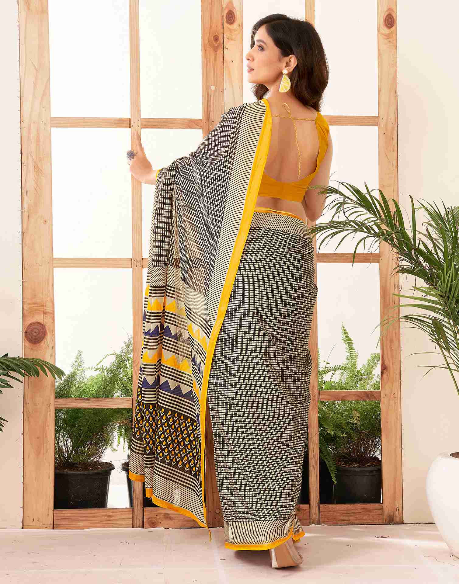 Light Beige Cotton Printed Saree