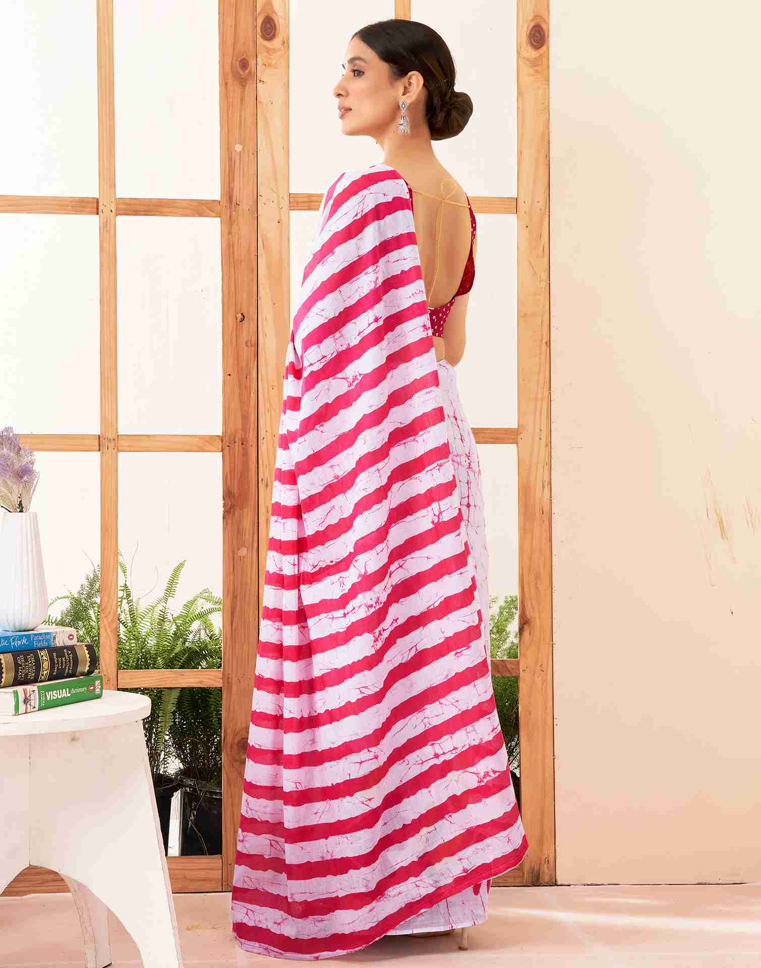 White Cotton Printed Saree