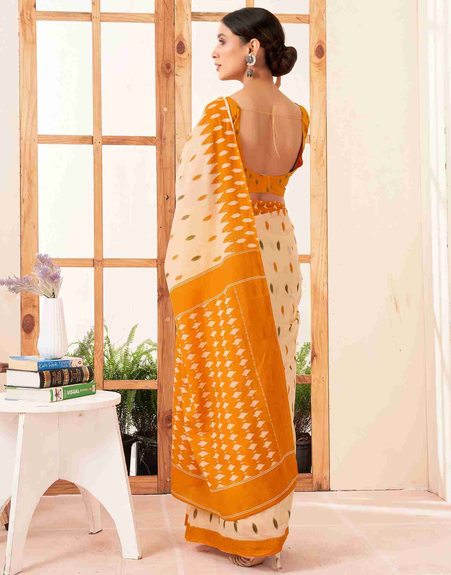 Cream Cotton Printed Saree