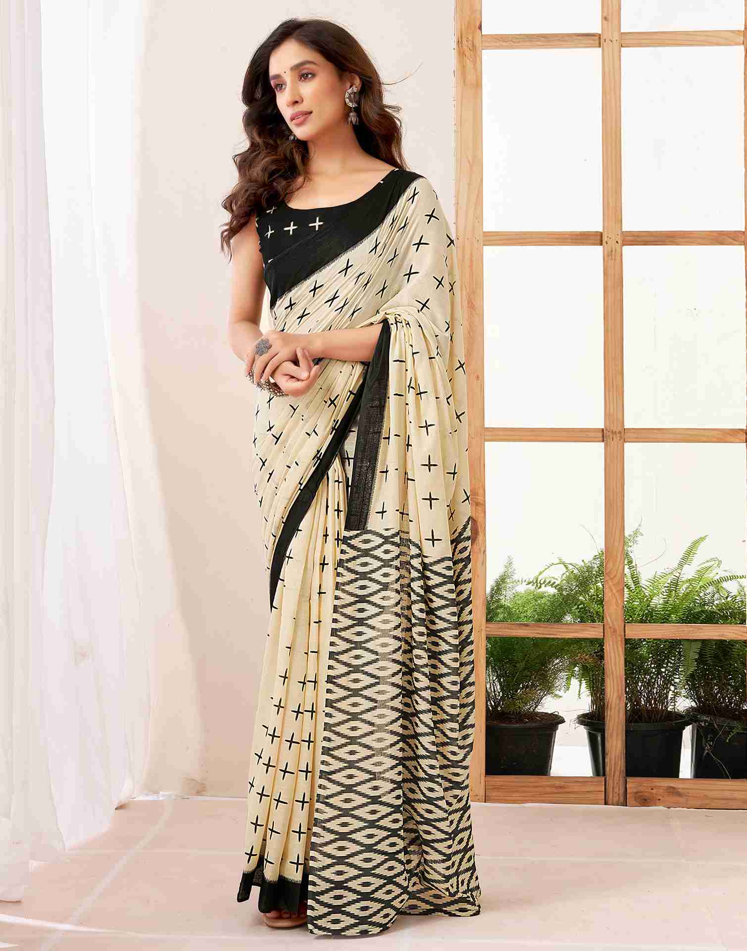 Cream Cotton Printed Saree