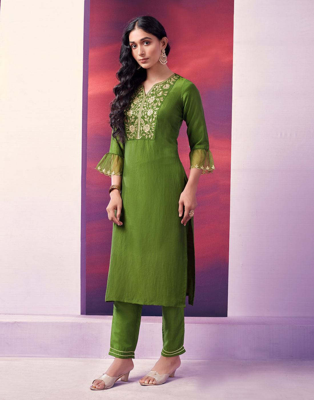 Green Embroidered Kurti With Pant And Dupatta