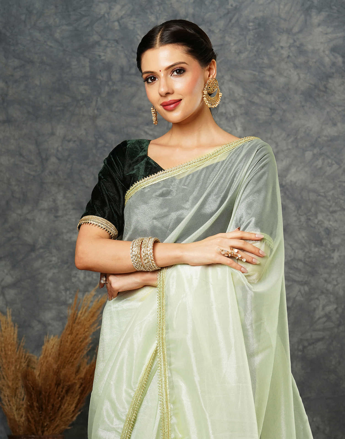 Light Pista Green Net Plain Saree