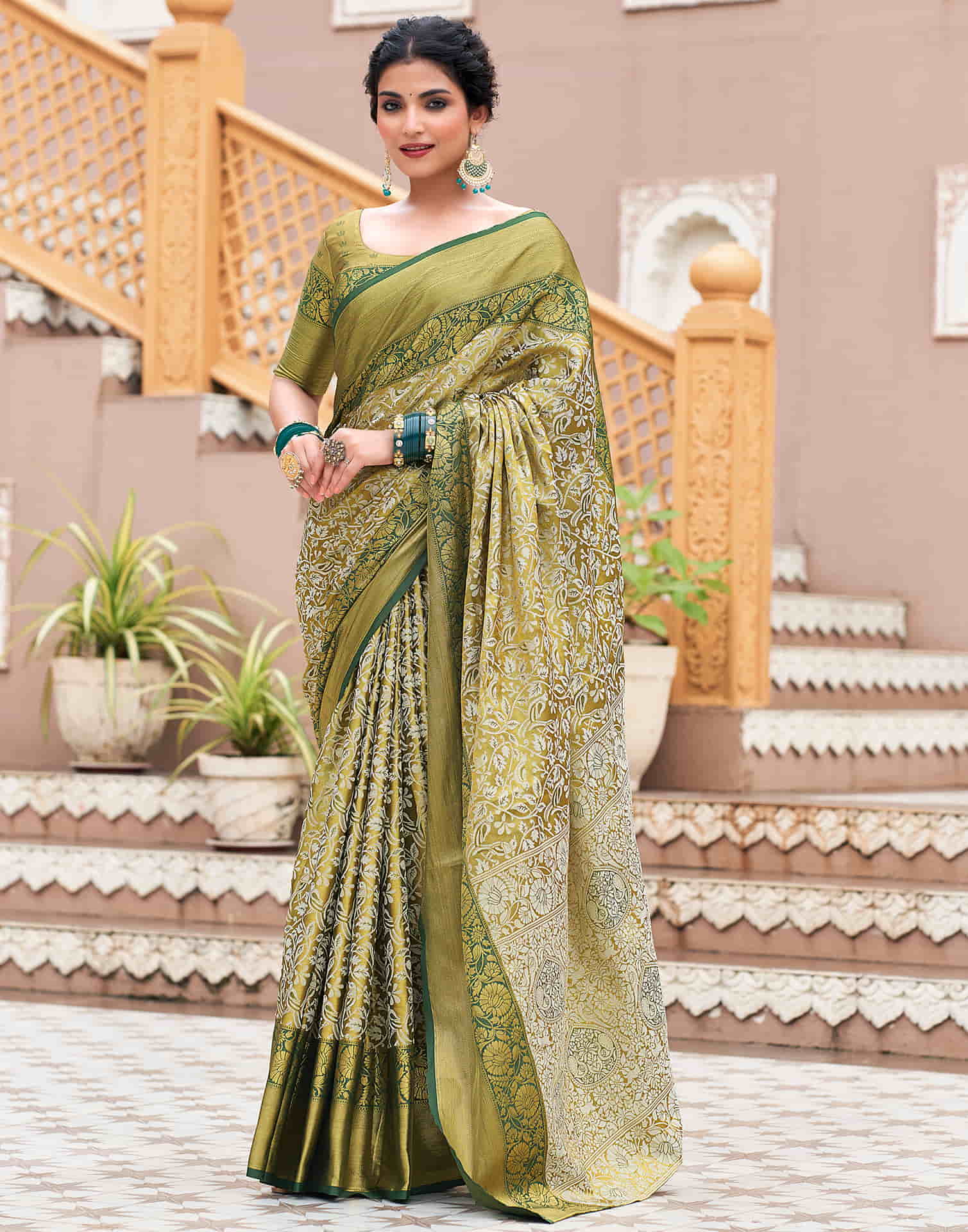 Dark Green Woven Kanjivaram Silk Saree