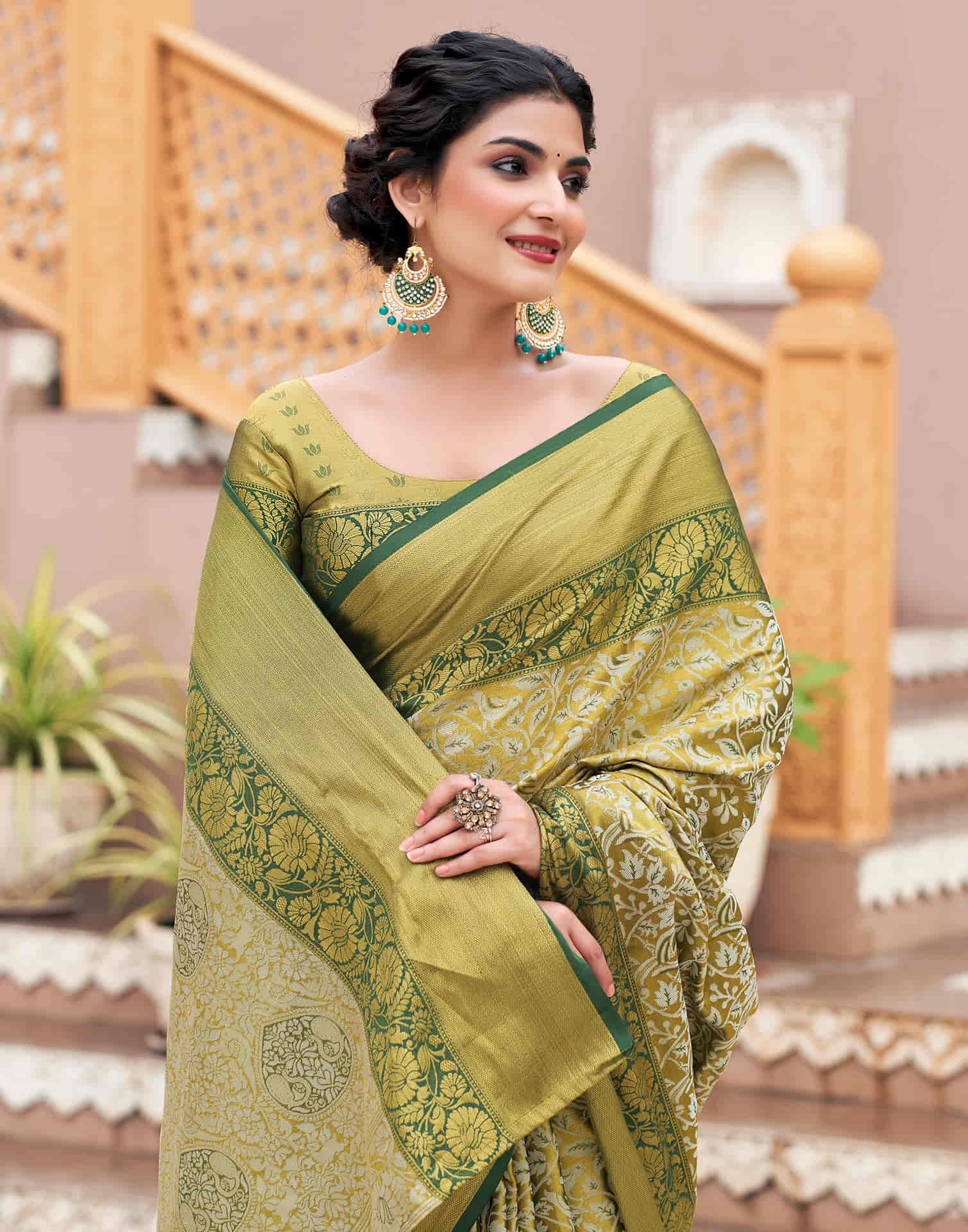 Dark Green Woven Kanjivaram Silk Saree