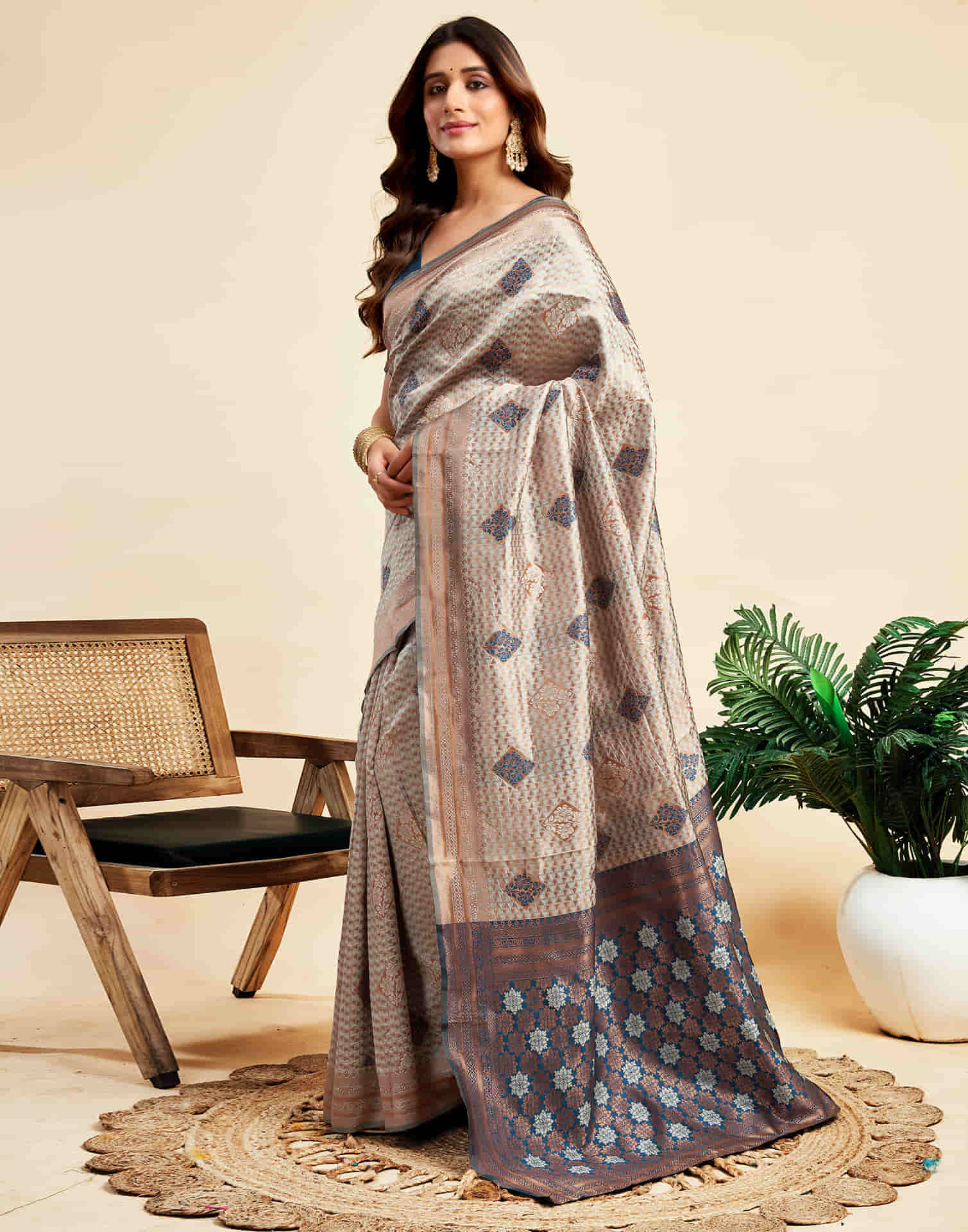 Grey Silk Woven Banarasi Saree