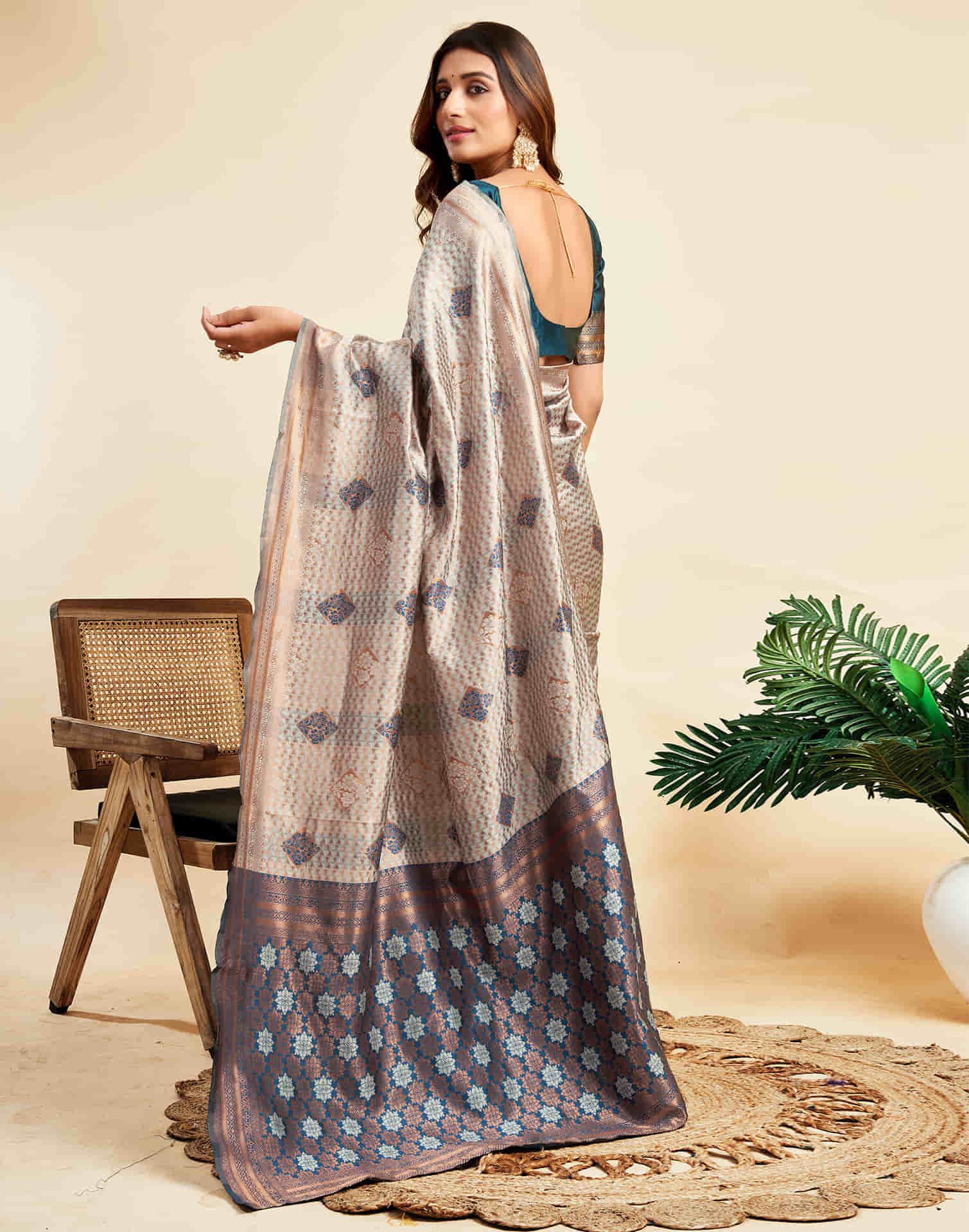 Grey Silk Woven Banarasi Saree