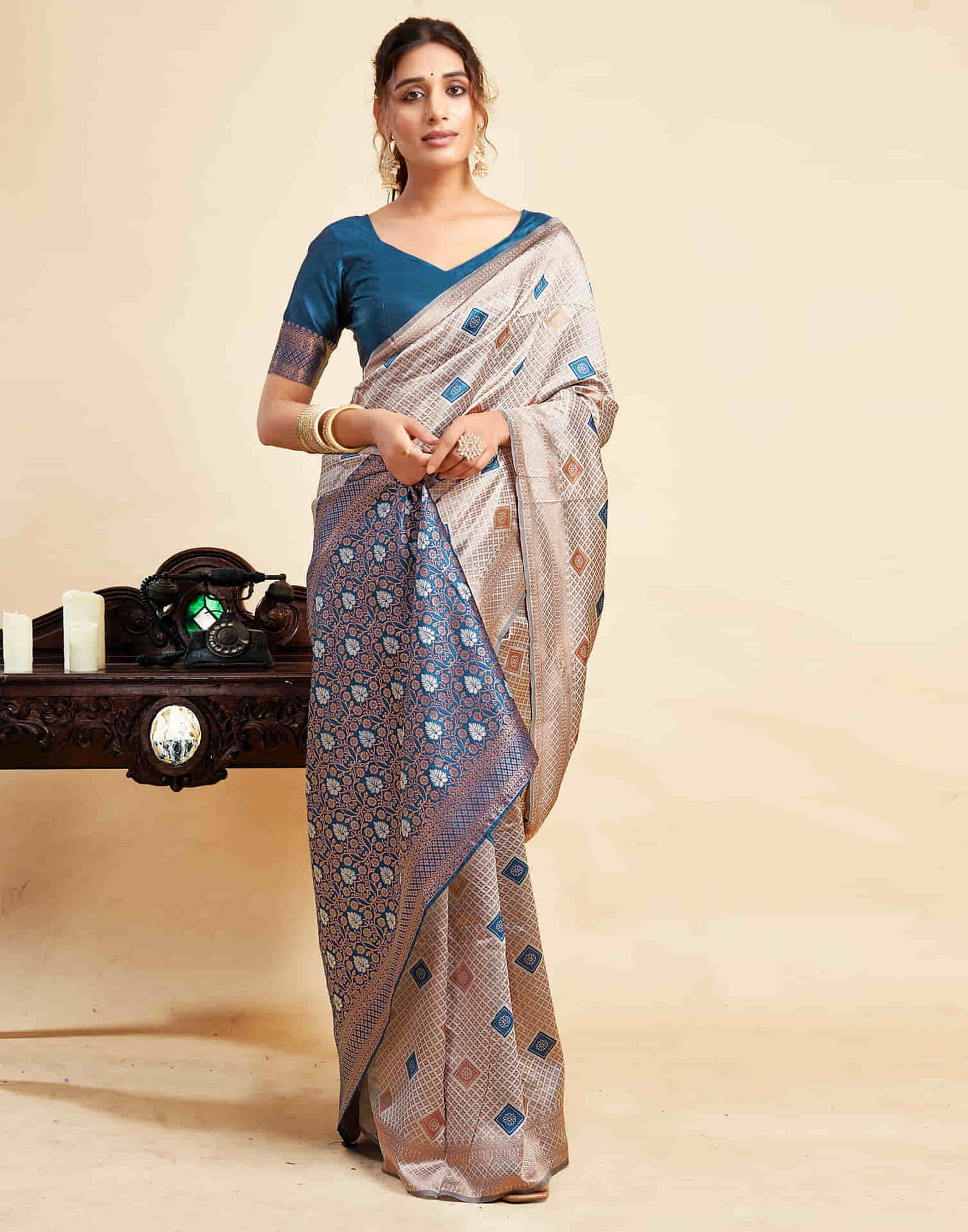 Grey Silk Woven Banarasi Saree