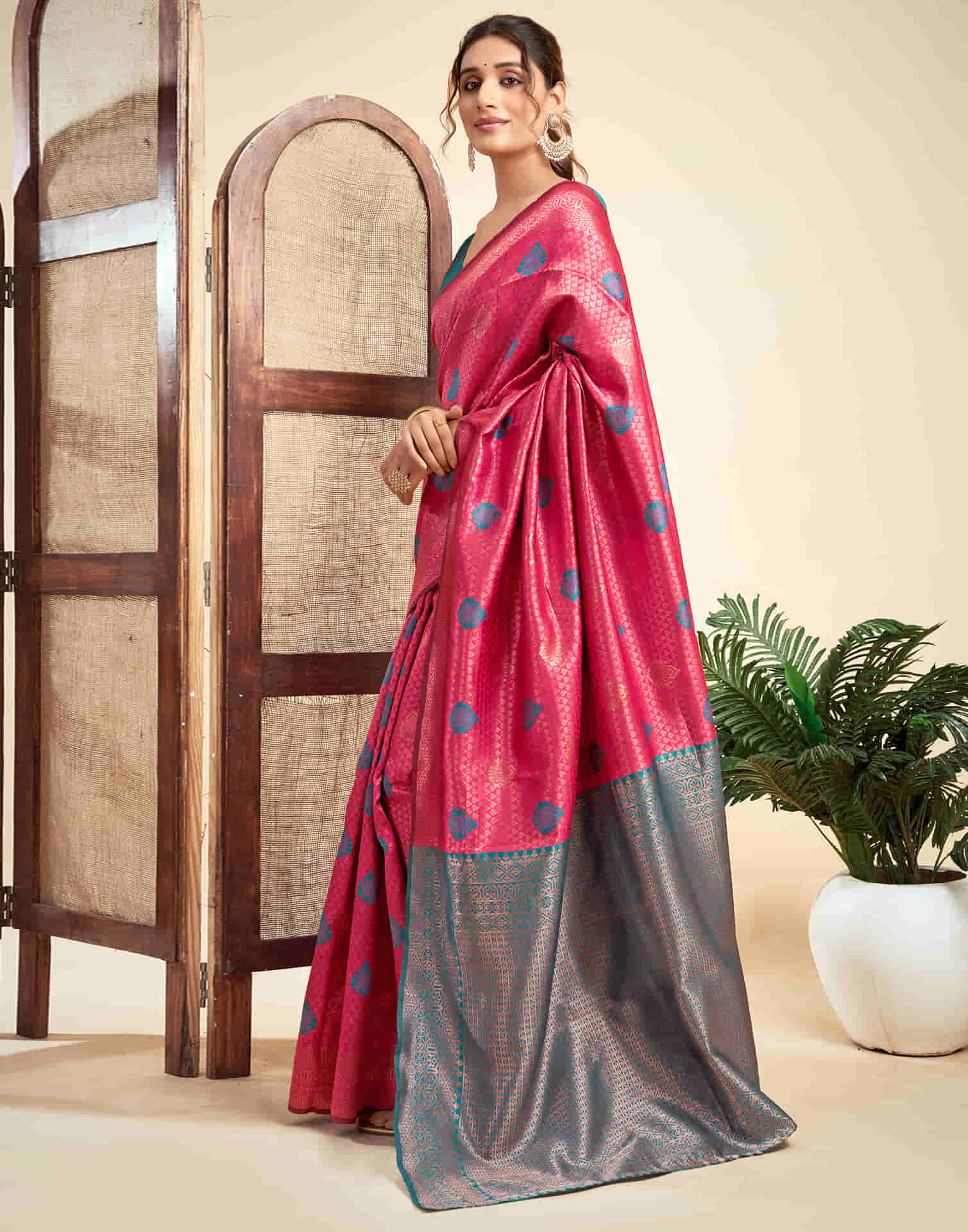 Rani Pink Silk Woven Banarasi Saree