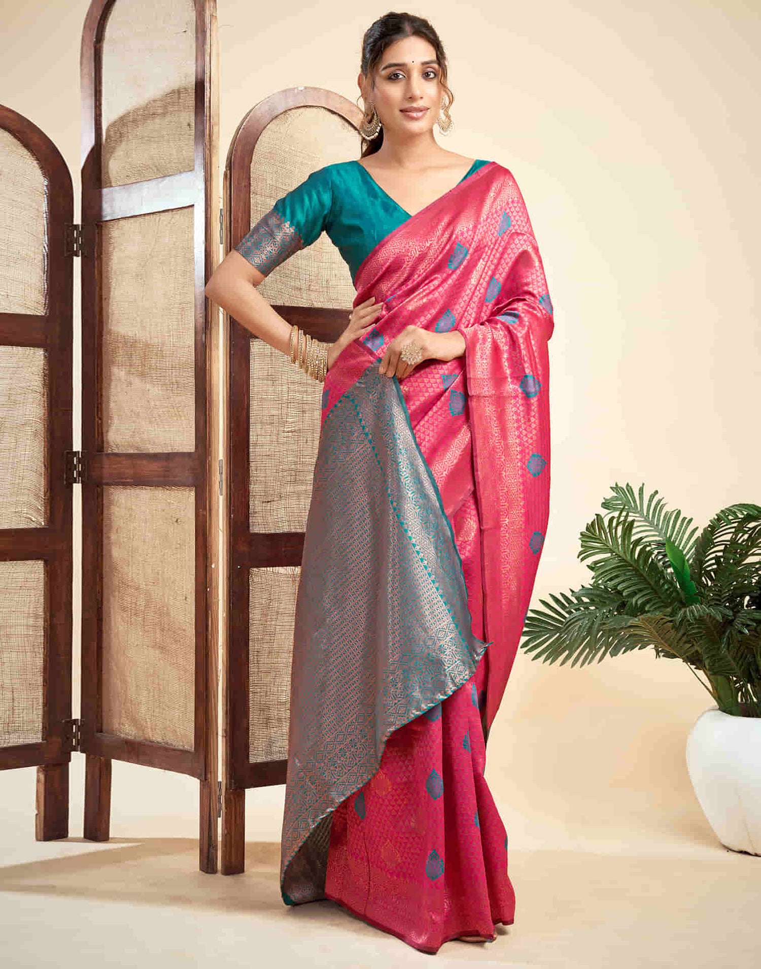 Rani Pink Silk Woven Banarasi Saree