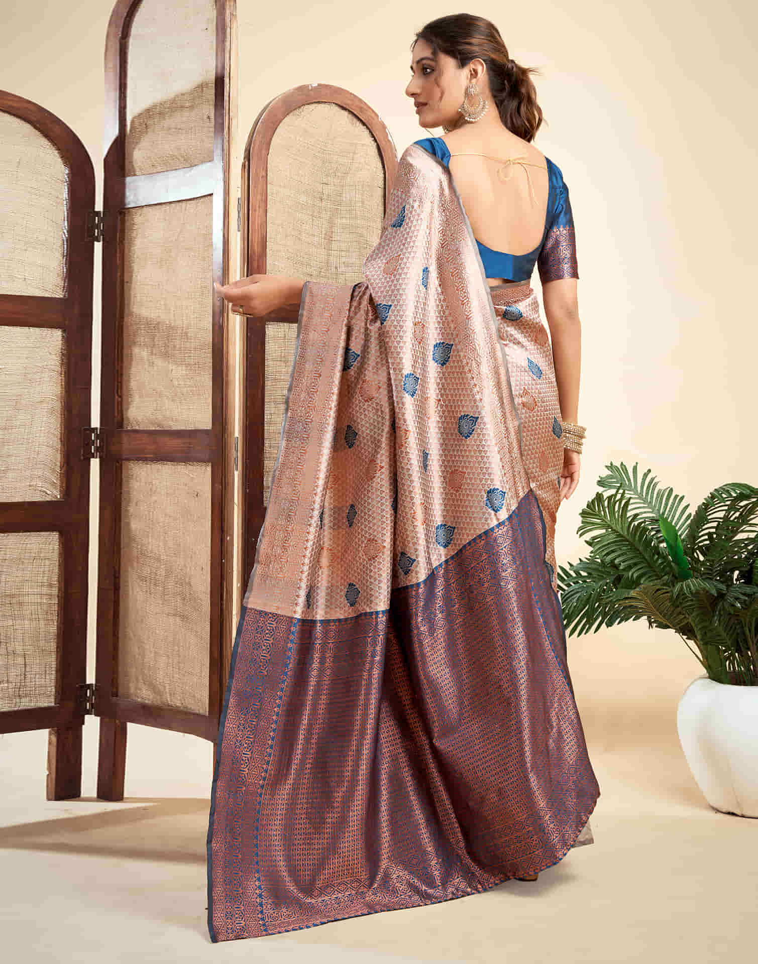 Grey Silk Woven Banarasi Saree