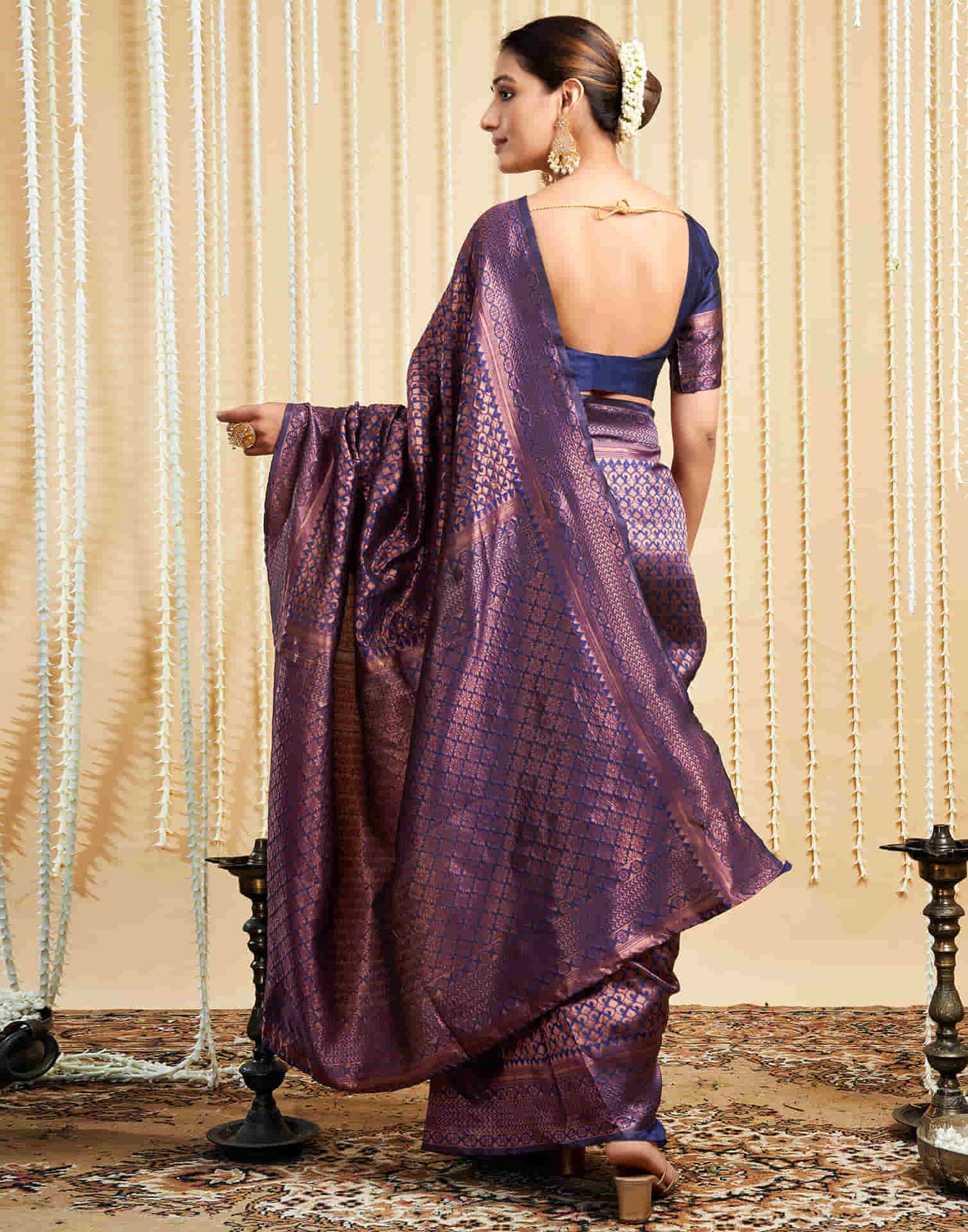 Navy Blue Silk Woven Kanjivaram Saree