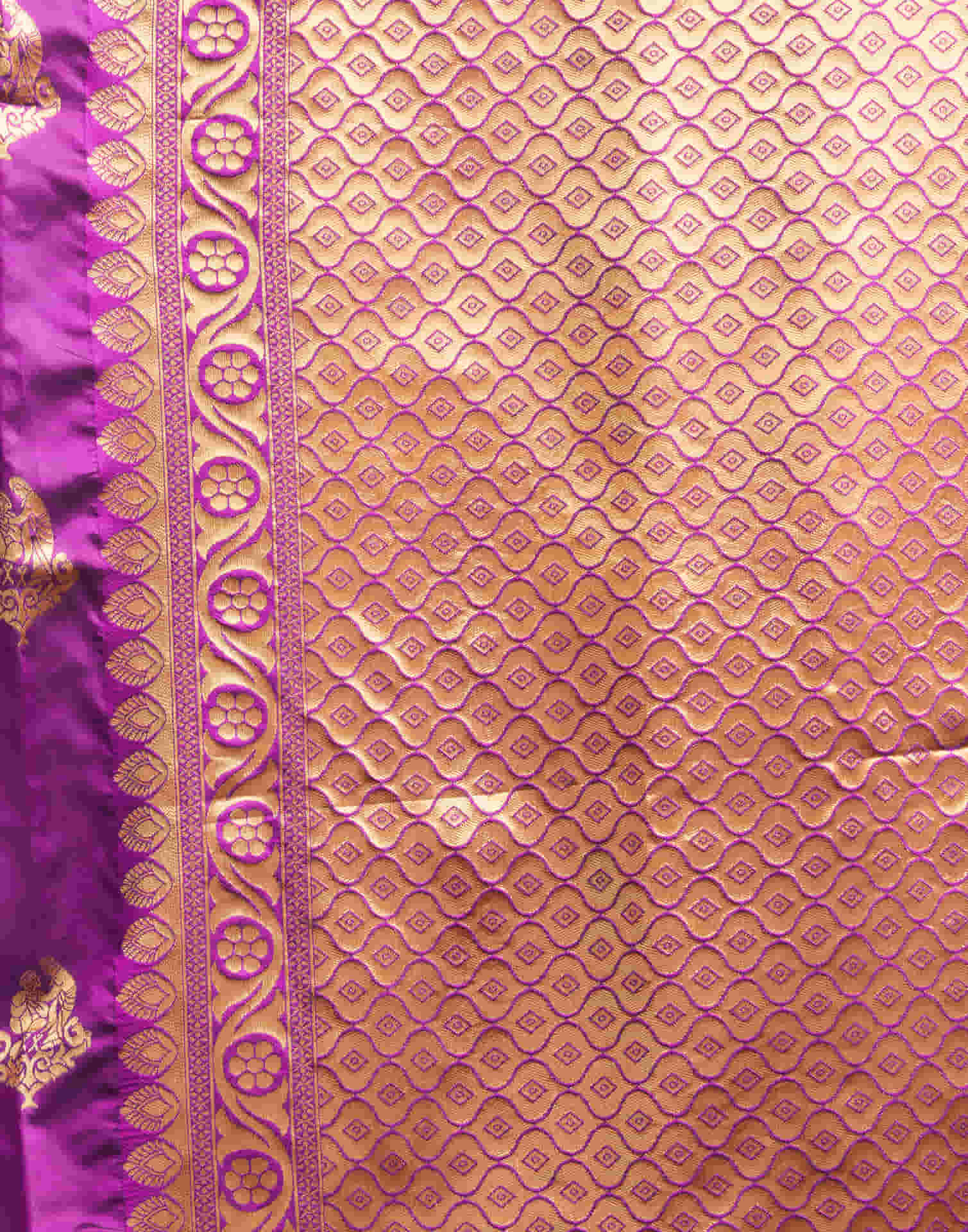 Magenta Silk Woven Kanjivaram Saree