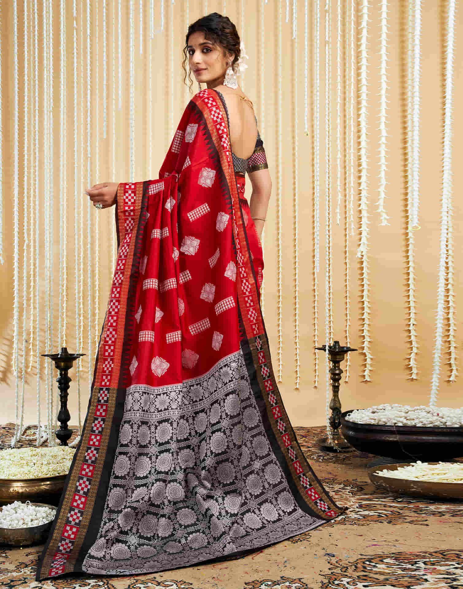 Red Silk Woven Handloom Saree