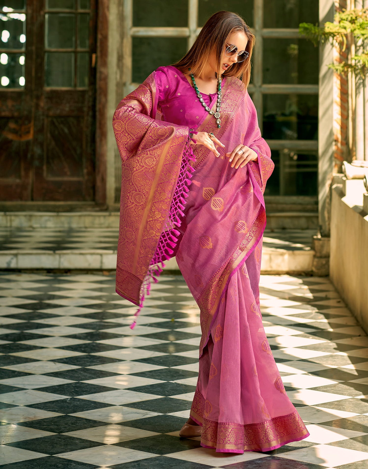 Pink Silk Woven Banarasi Saree