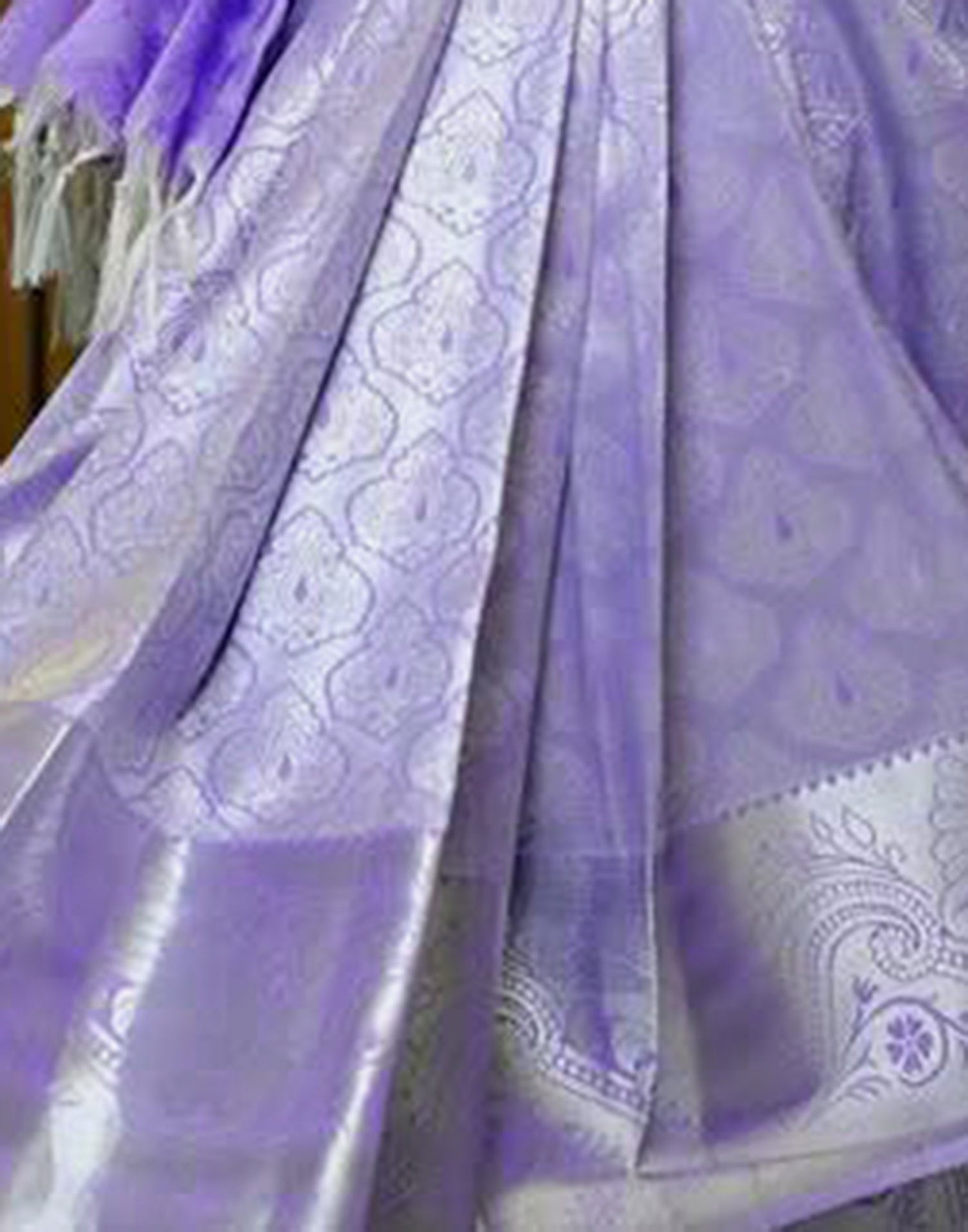 Light Purple Jacquard Silk Saree