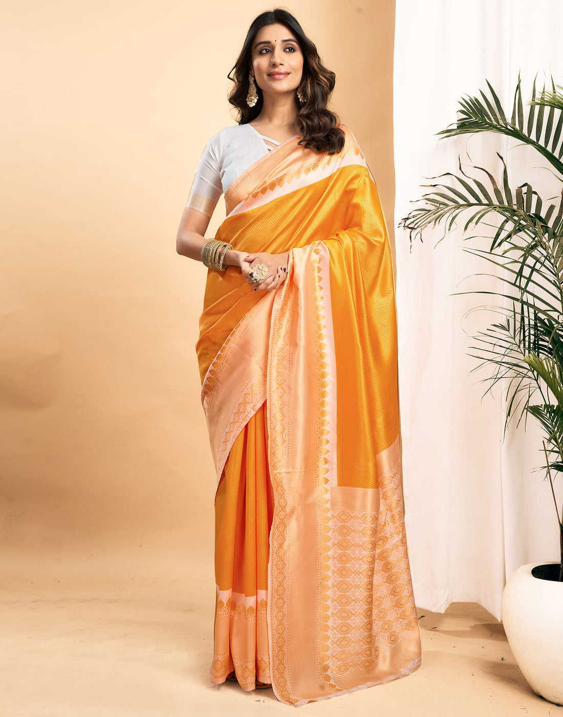 Yellow Silk Woven Kanjivaram Saree