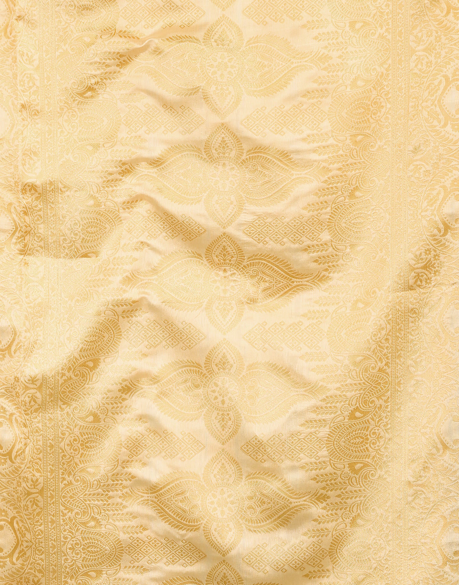 Cream Silk Blend Woven Kanjivaram Saree