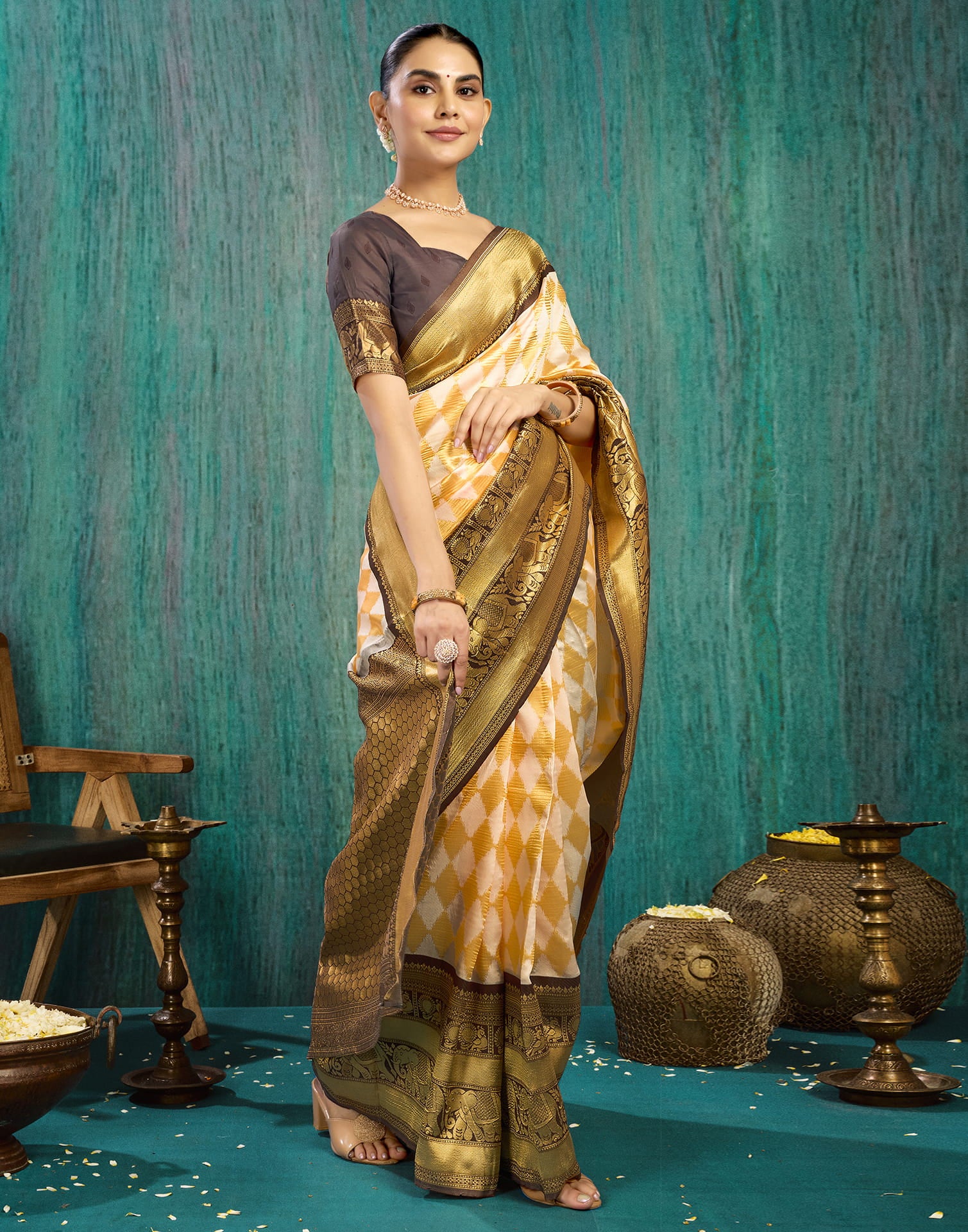 Beige Silk Blend Woven Kanjivaram Saree