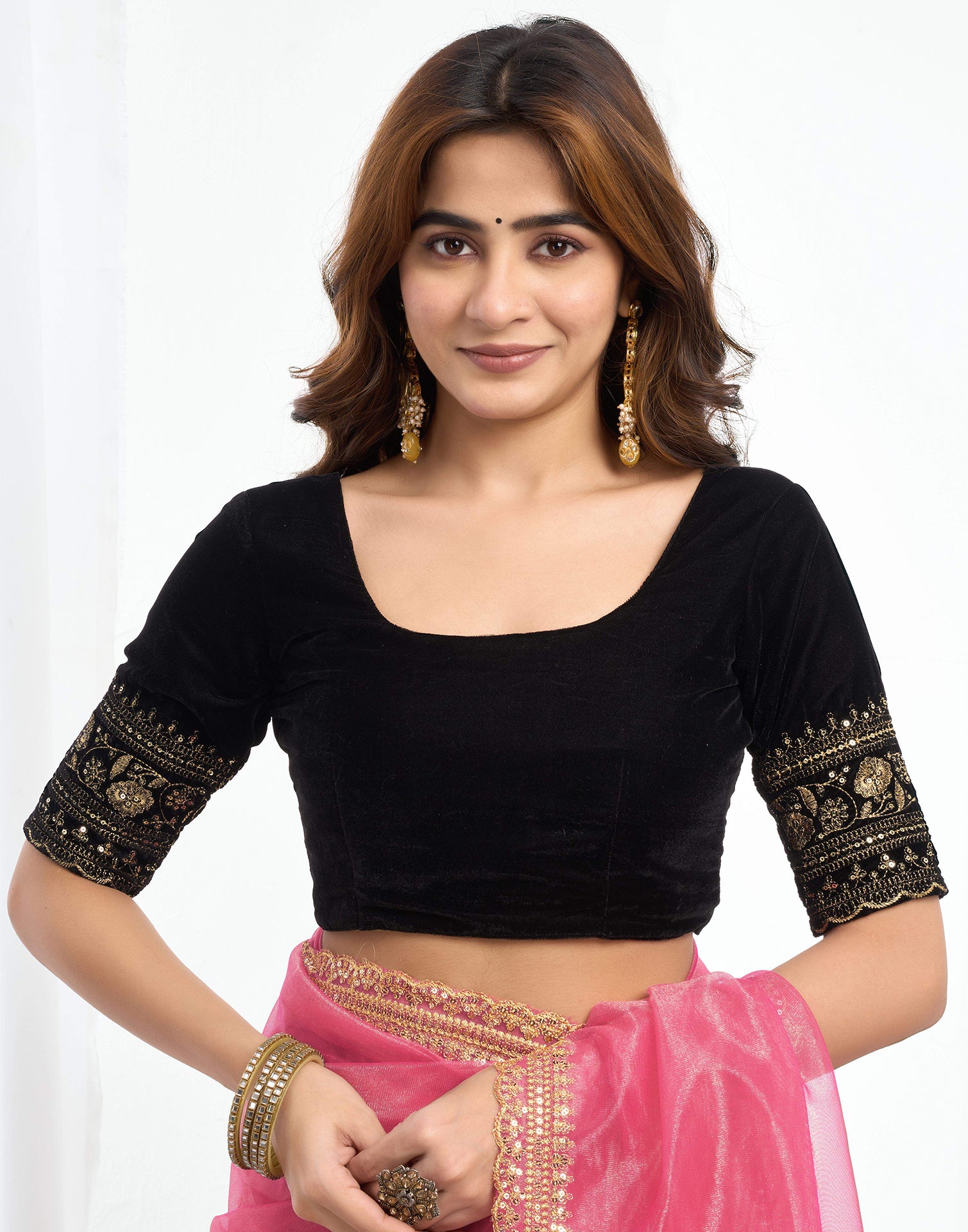 Pink Shimmer Net Sequence And Embroidery Border Saree