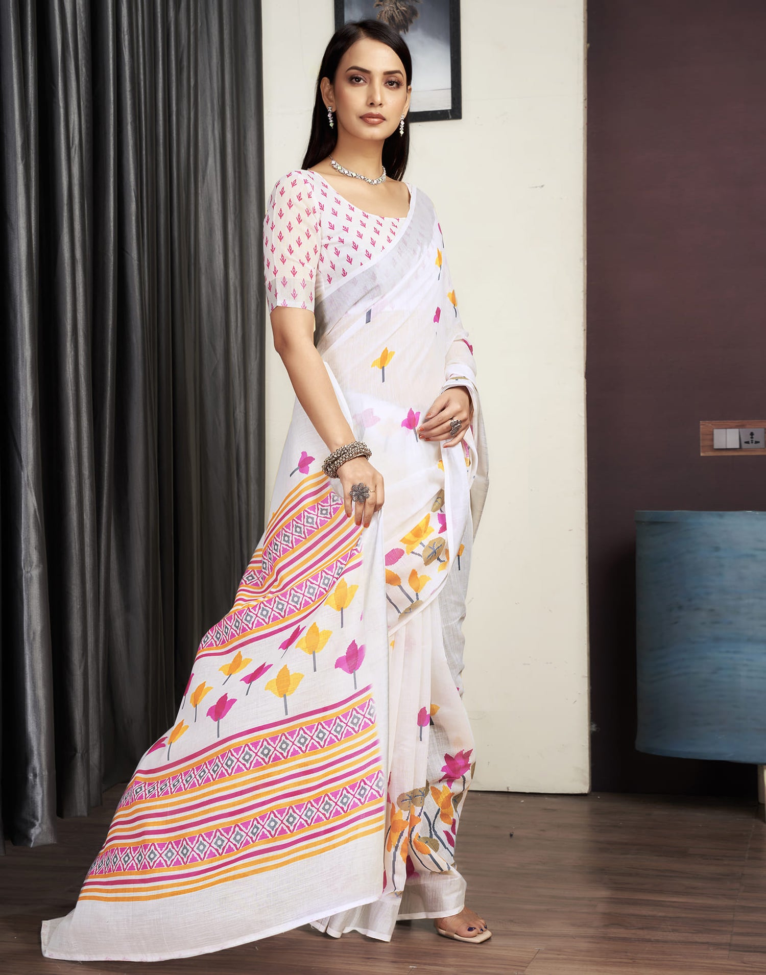 White Cotton Printed Saree