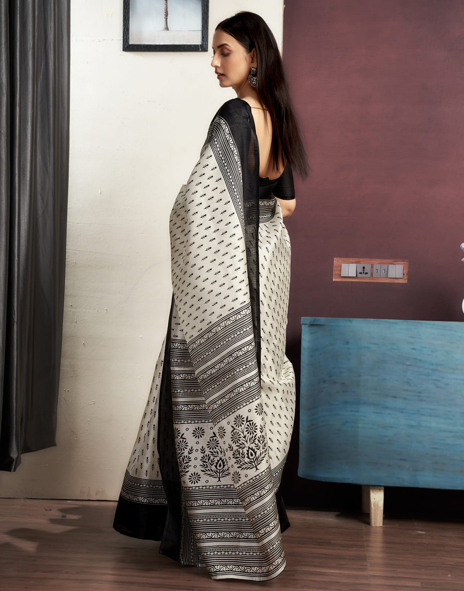 White Cotton Blend Printed Saree