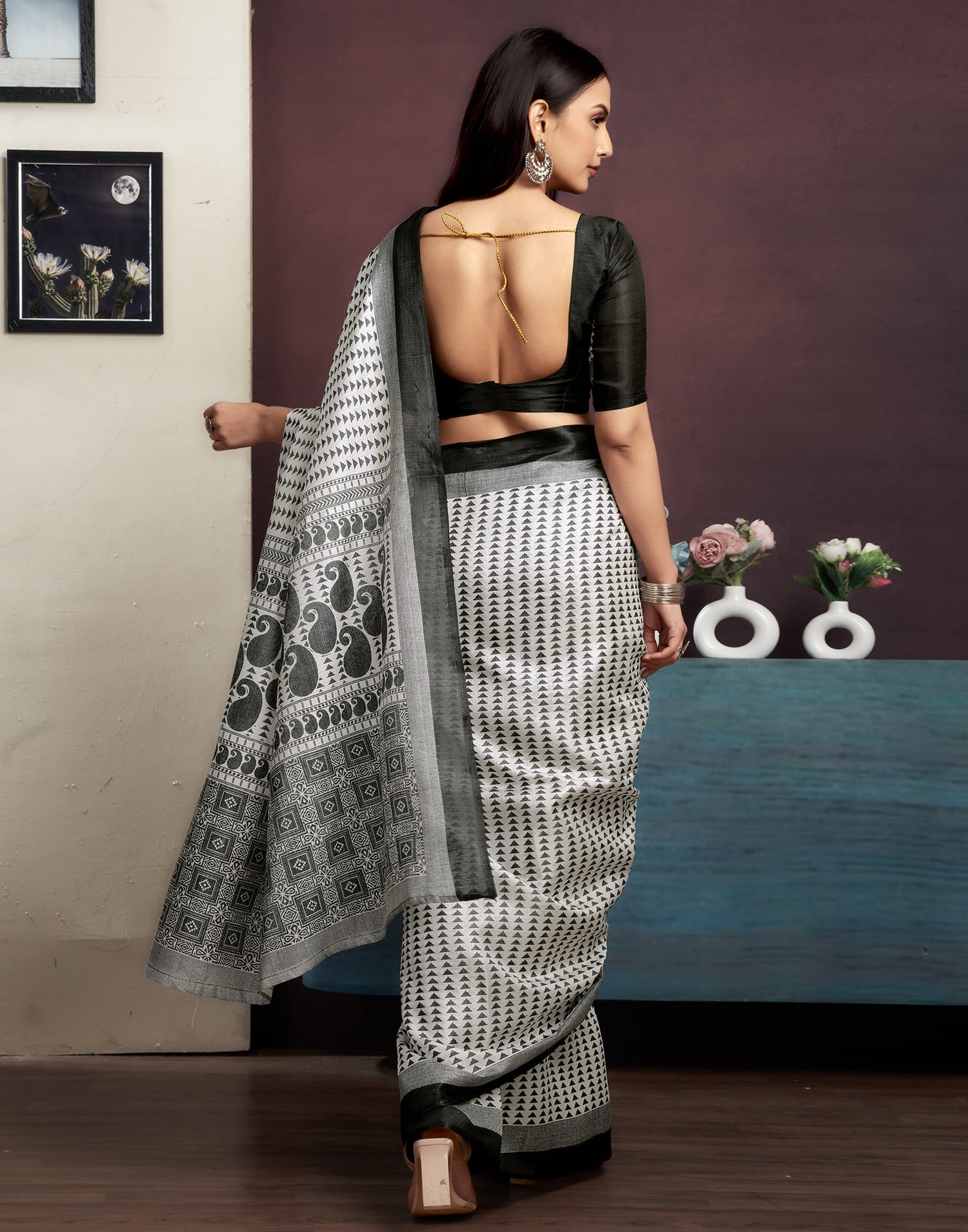 White Bhagalpuri Silk Geometric Printed Saree