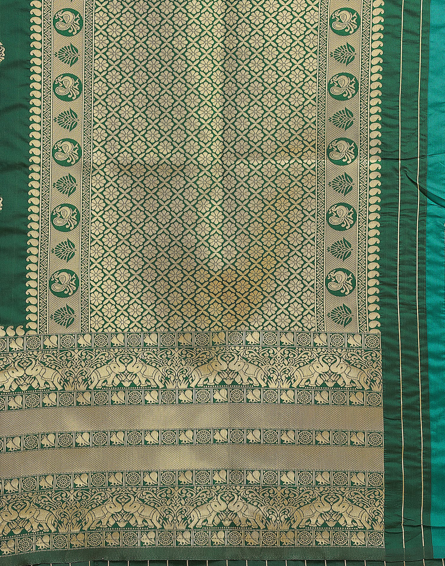 Green Silk Blend Woven Kanjivaram Saree